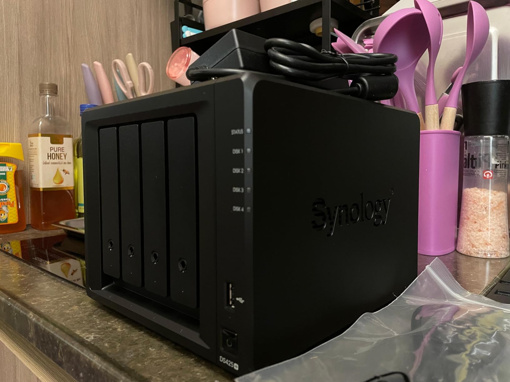 Synology 4-Bay DiskStation DS425+ (Diskless) customer photo 2