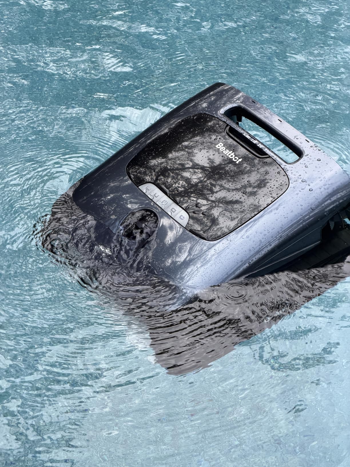 AquaSense 2 Ultra Cordless Robotic Pool Cleaner for Complex Pools, Mapping with AI Camera, 5-in-1 Cleaning, Smart Surface Parking, Skimmer with APP Control, Water Clarification - Abyssal Blue customer photo 2