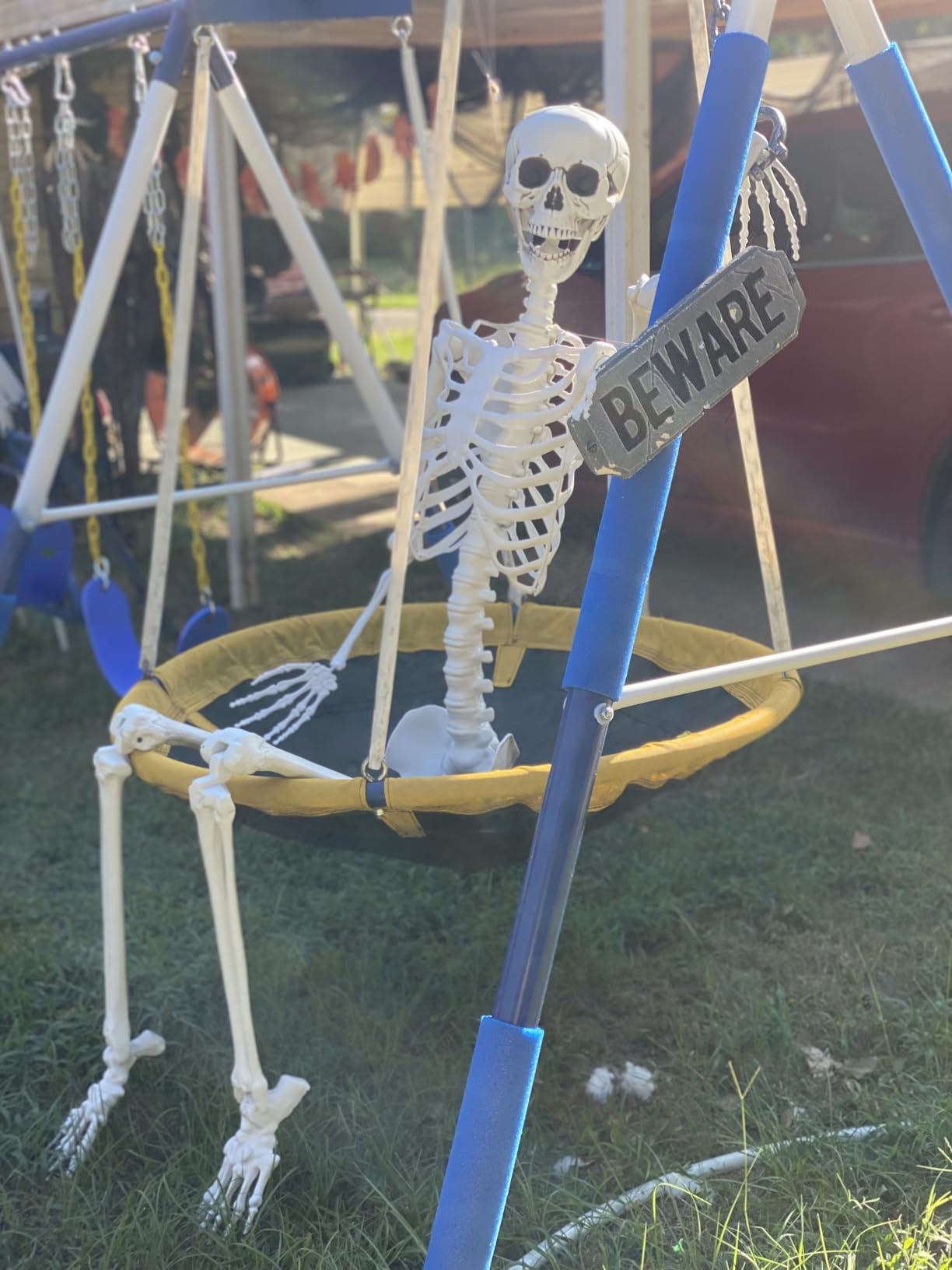 XONOR 7.8ft Halloween Giant Skeleton Posable Realistic Human Skeleton Bones with Movable Joints for Halloween Haunted House Indoor Outdoor Decor customer photo 1