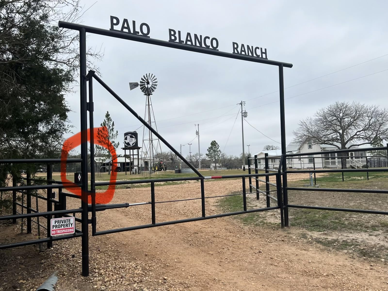 TOPENS XD851 Smart Gate Opener for Heavy Duty Single Swing Gates Up to 18ft, Automatic Gate Opener with App Control AC Powered Remote Control Kit Solar Compatible customer photo 1