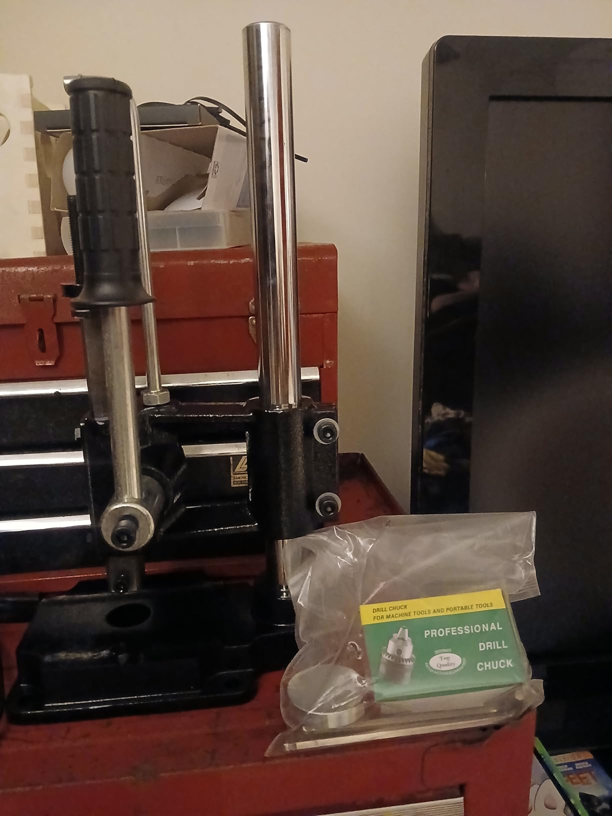 Leather Hole Puncher Hand Punching Machine Manual Press Puncher Punch Tools for DIY Leather Craft Punching Holes with Drill Chuck (B - Square Head) customer photo 2