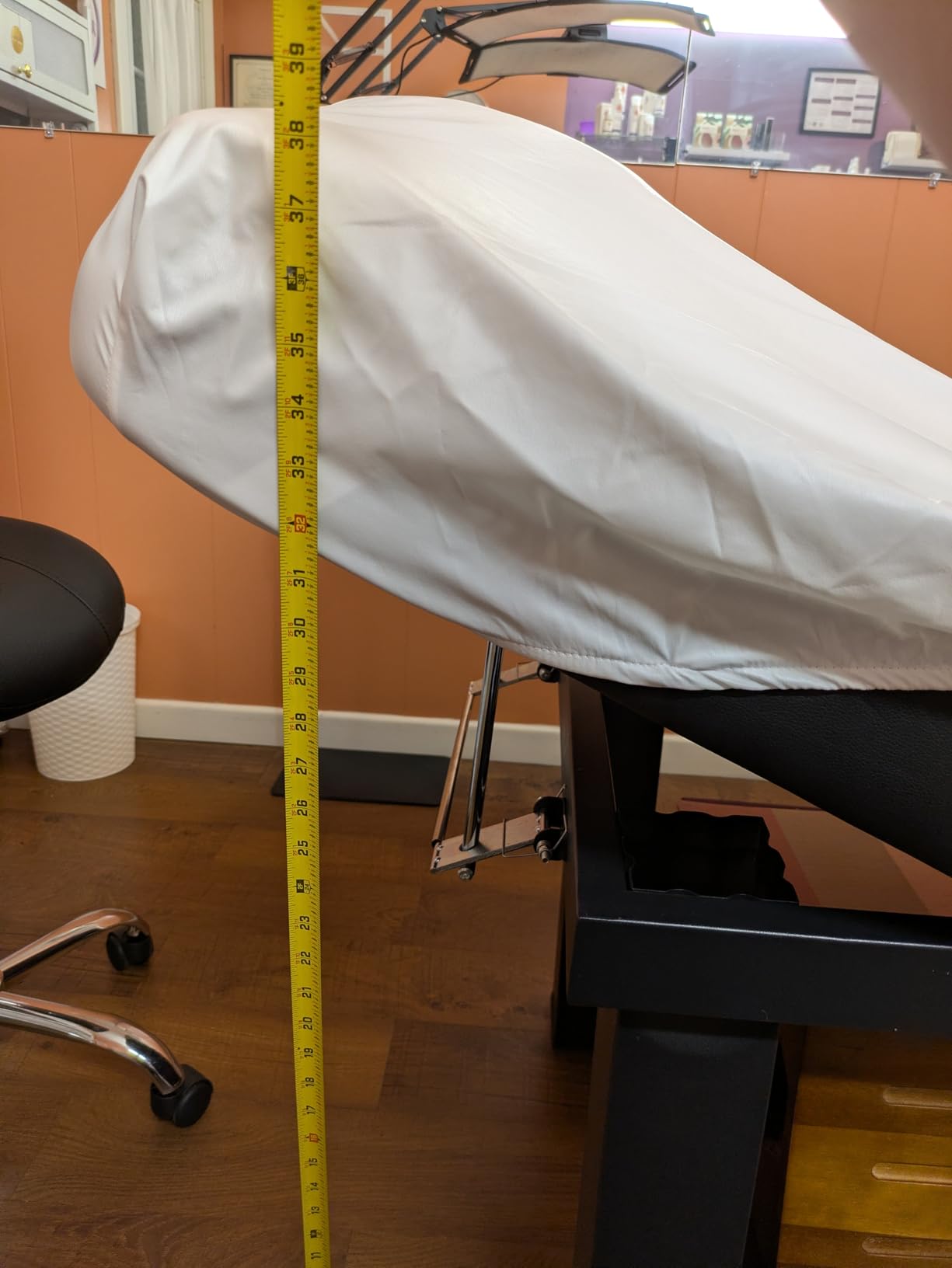 Stationary Massage Table with Memory Foam, Massage Tattoo Table with Adjustable Height, Facial Bed for Esthetician, PU Leather for Physical Therapy & Spa (Wood, 80''L x 32''W) customer photo 1