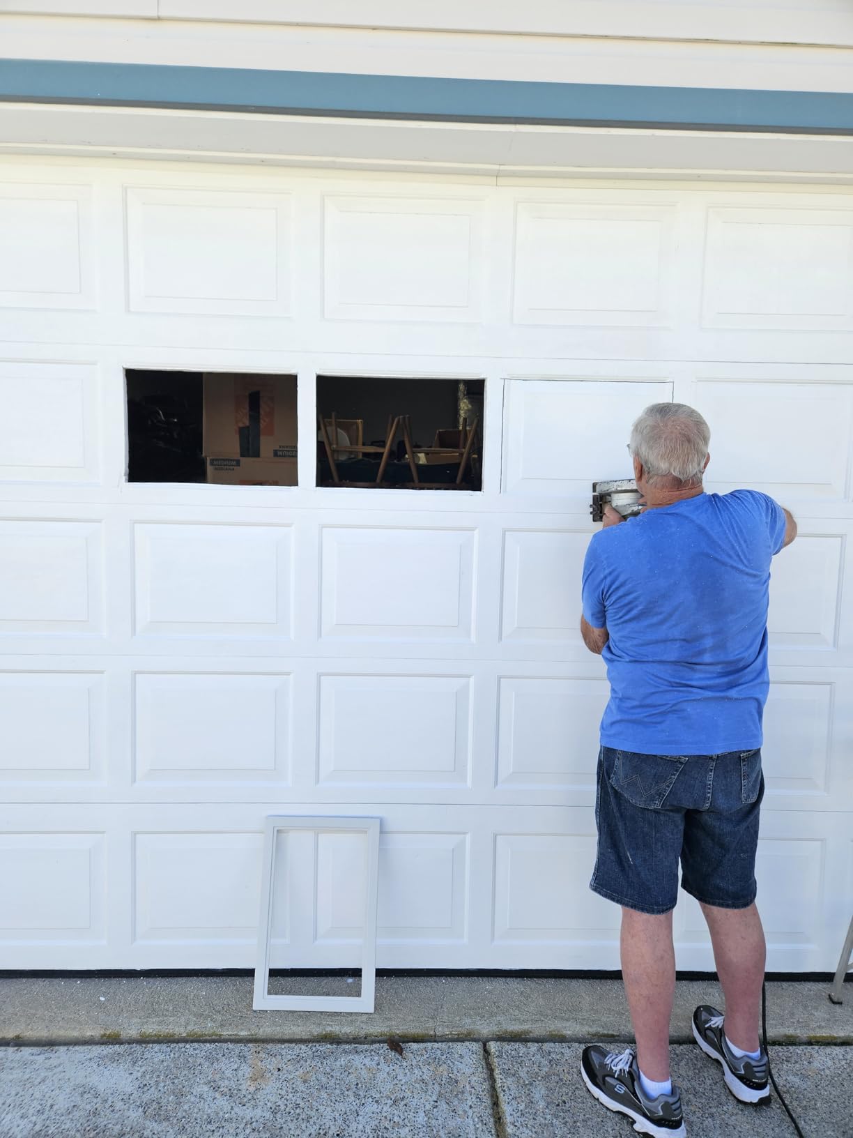 4 Pack Garage Door Windows, Replacement Vinyl Window Inserts with UV Resistant Resin Glass for Garage Doors, 20.8 x 13.8 inch (Clear Design) customer photo 2