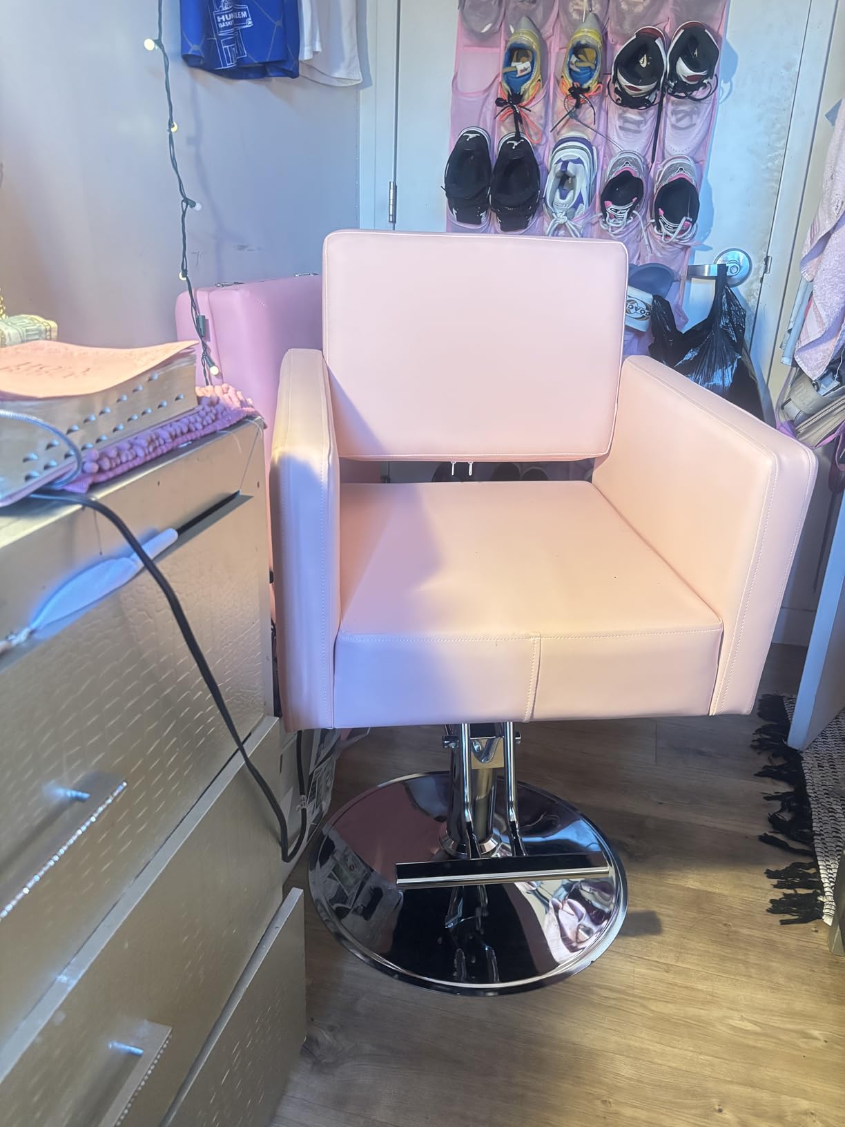 Barber Chairs for Hair Stylist, Height Adjustable Hydraulic Salon Chair, 360 Degrees Rotation, Multi-Function Shampoo Chair for Salon Home Barbershop (Beige-Sliver) customer photo 2