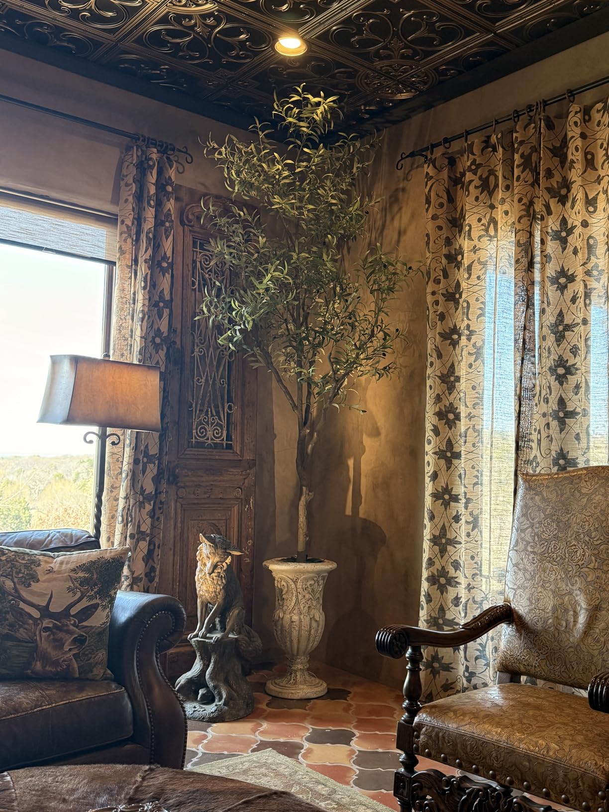 VISIBLE Vintage European Giant Garden Urn Planter, Decorative Cement and Fiber Flower Pot, Rust Finished, Antiqued Medium customer photo 1