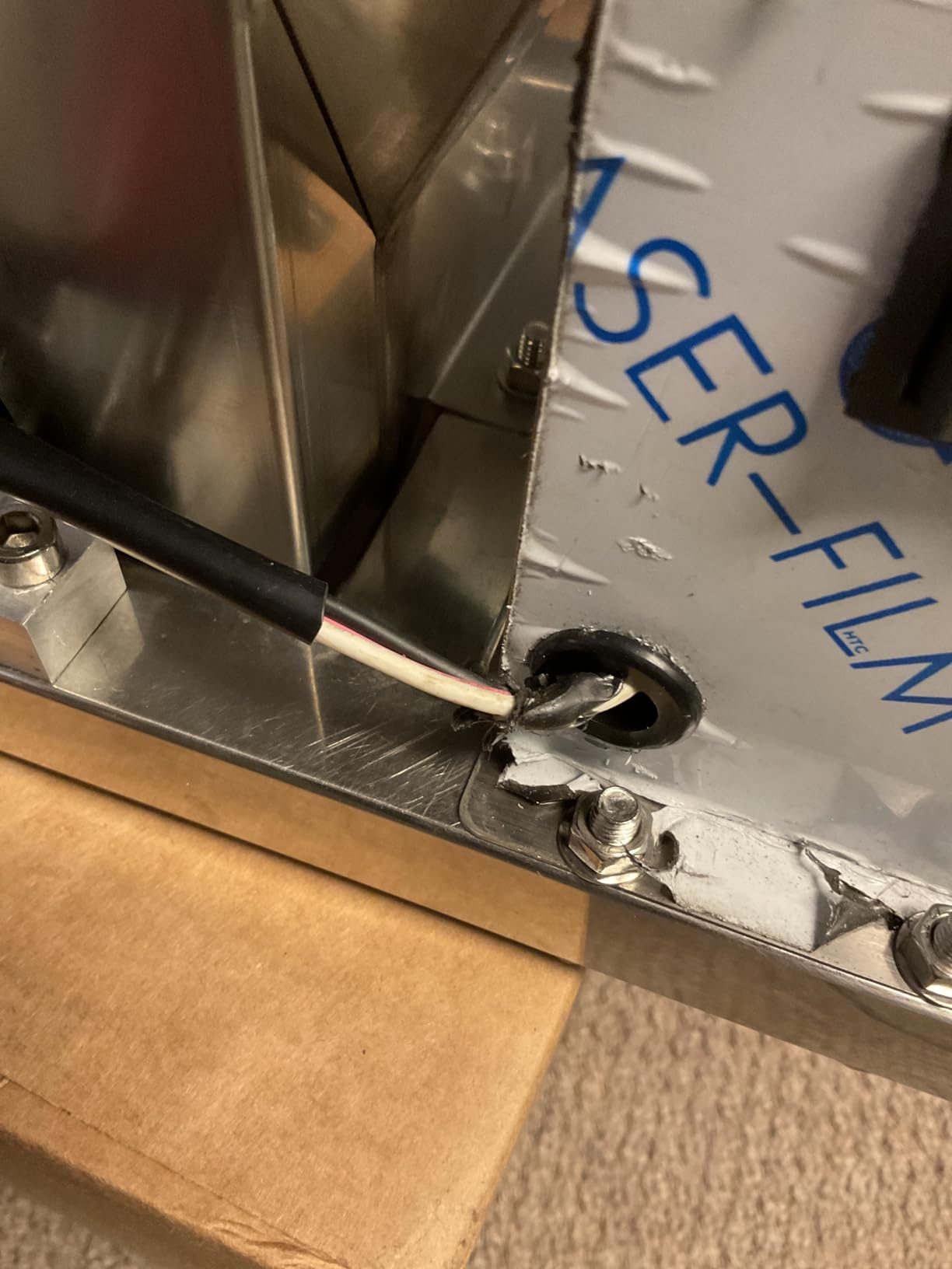 Electric Fruit & Apple Crusher, 4L Stainless Steel Fruit Crusher, 110V 60W Automatic Fruit Grinding Crushers for Wine & Cider Pressing, Large Bread & Brown Sugar Grinder customer photo 1