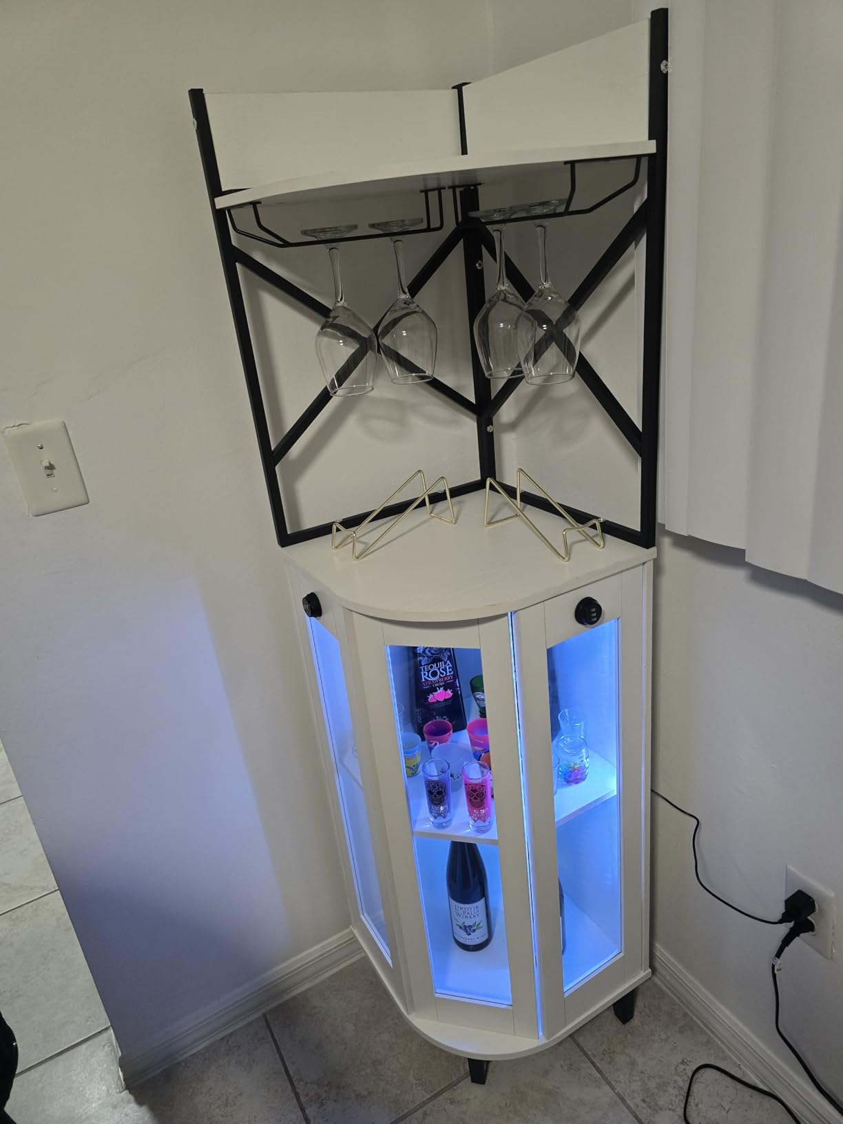 COCO DESIGN Corner Wine Cabinet with Lockable Glass Door & LED Light, 4-Tier Liquor Bar Unit, Modern Farmhouse Home Bar for Kitchen/Dining Room/Living Room, 2 Wine Racks & 2 Glass Display Trays, Black customer photo 2