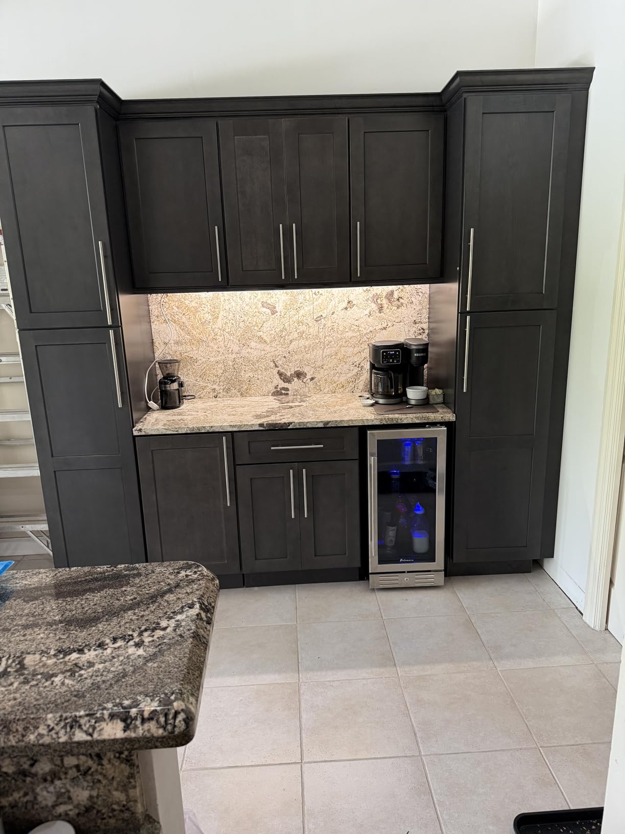 Kalamera Mini Fridge 24 Inch Undercounter Beverage and Wine Cooler Refrigerator Built-in or Freestanding - 118 Cans & 15 Bottles Capacity with LED Light Glass Door customer photo 1