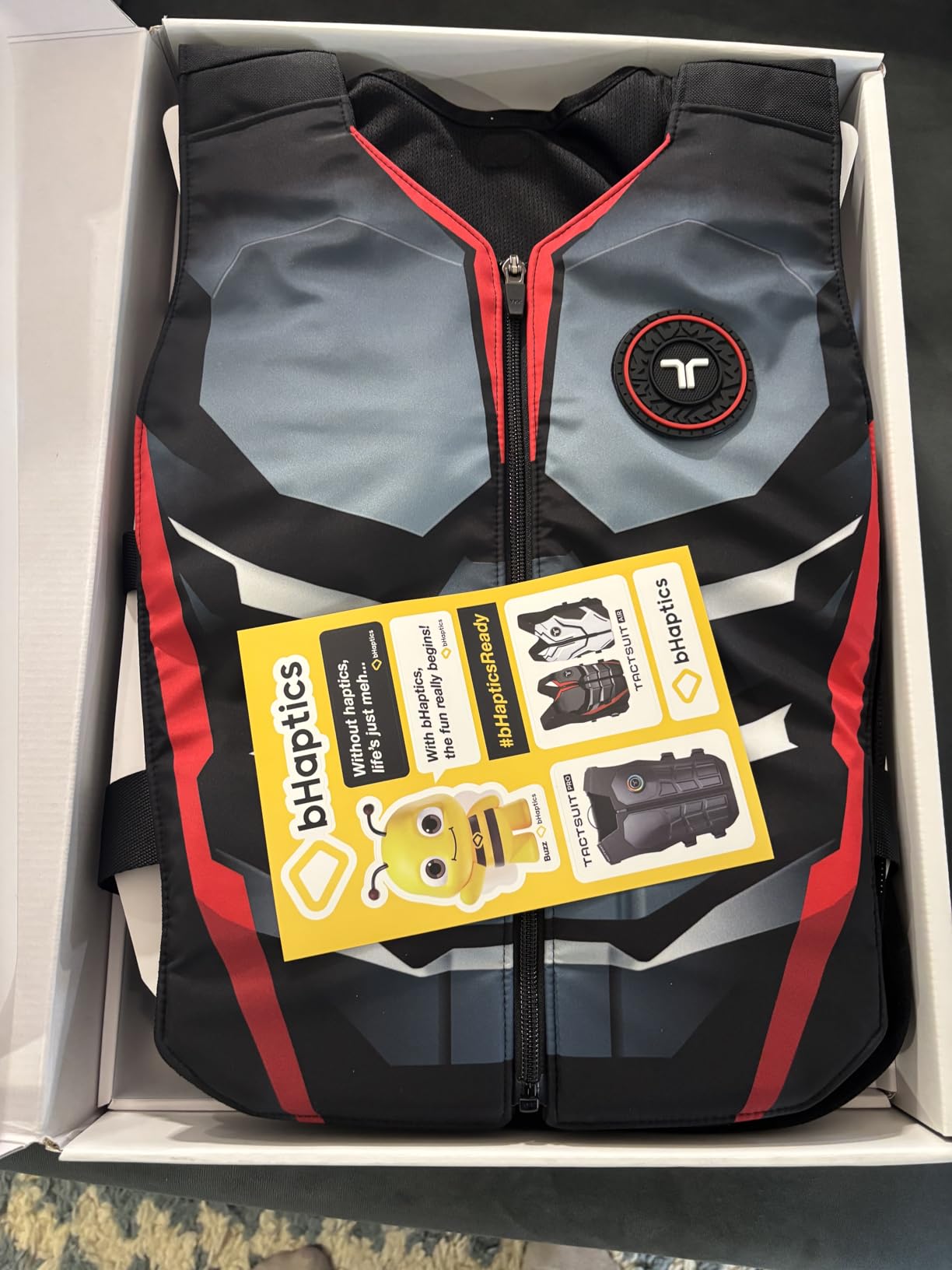 bHaptics Starter Bundle Onyx - TactSuit Air Onyx with TactSuit Sleeve for Complete VR and Sim Racing Experience customer photo 2