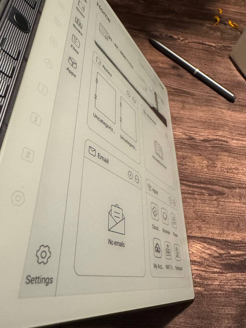 eNote 2 - The Whitest Paper Tablet | 10.3