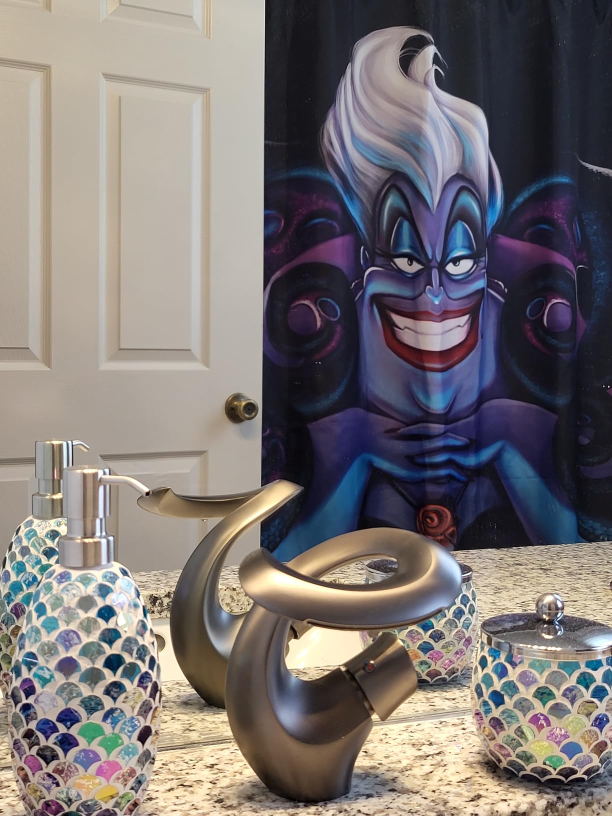 Escenzy Crushed Diamond Glass Bathroom Accessories Set 3 Pcs | Silver Crystal Soap Dispenser and Toothbrush Holder Set with Tumbler | Modern Bathroom Accessory Set and Vanity Organizer customer photo 2