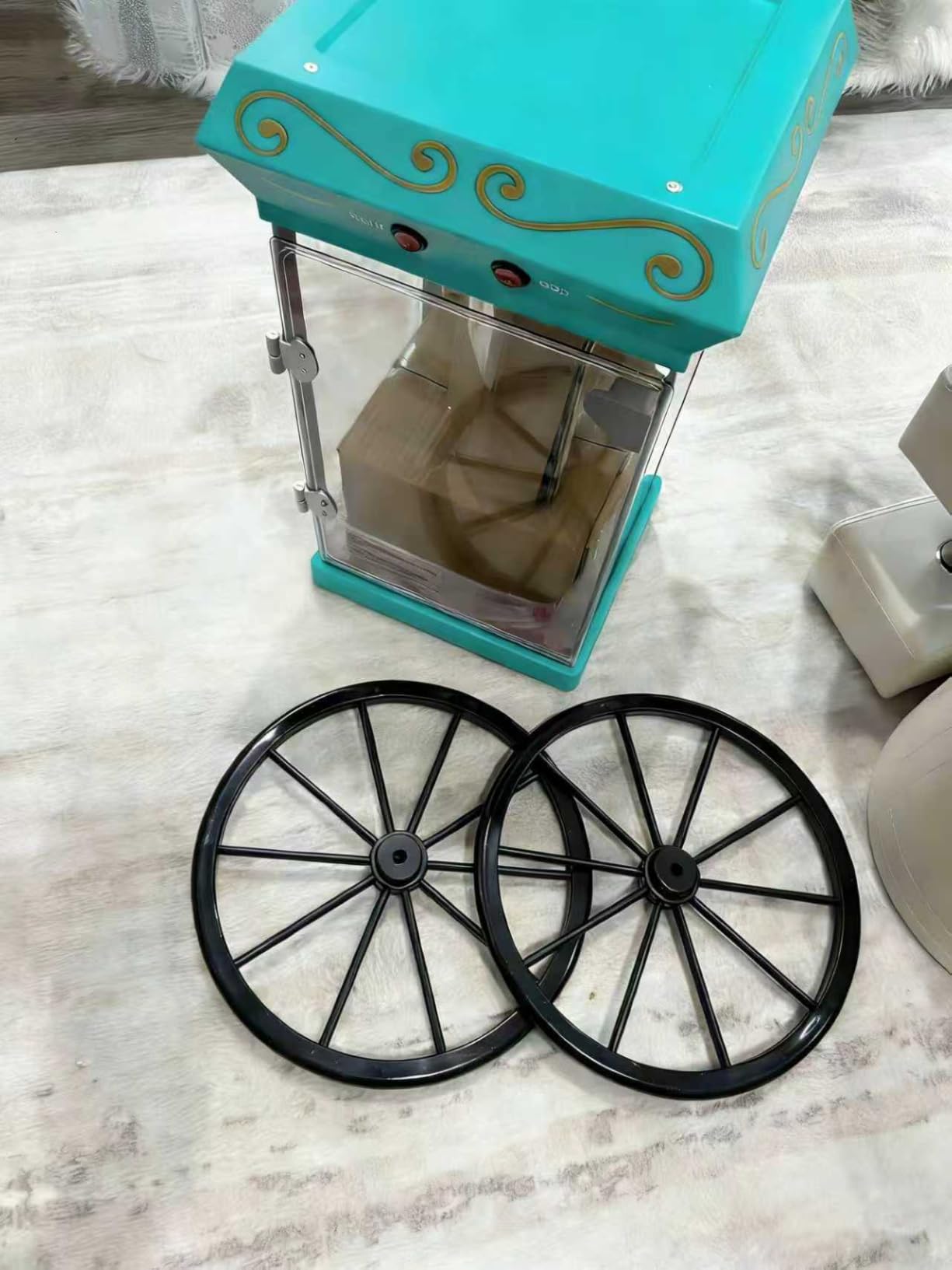 22oz Commercial Popcorn Machine with Cart, Large Popcorn Machine Makes Up to 90 Cups, Movie Theater Pop Corn Machine with Easy-Rolling wheels & Stainless-Steel Kettle customer photo 1