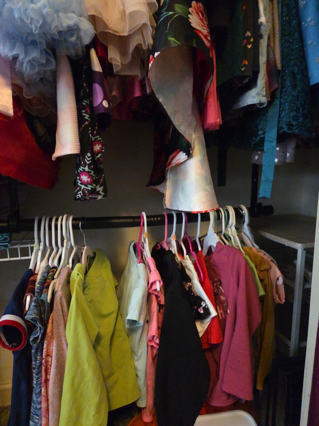 Hanging Closet Rods, Adjustable Height & Width Closets Bar Lower Extender for Hanging Clothes, Heavy Duty Hanging Bars for Clothing Storage and Organizer, Space-Saving & Expandable Double Closet Rod customer photo 1