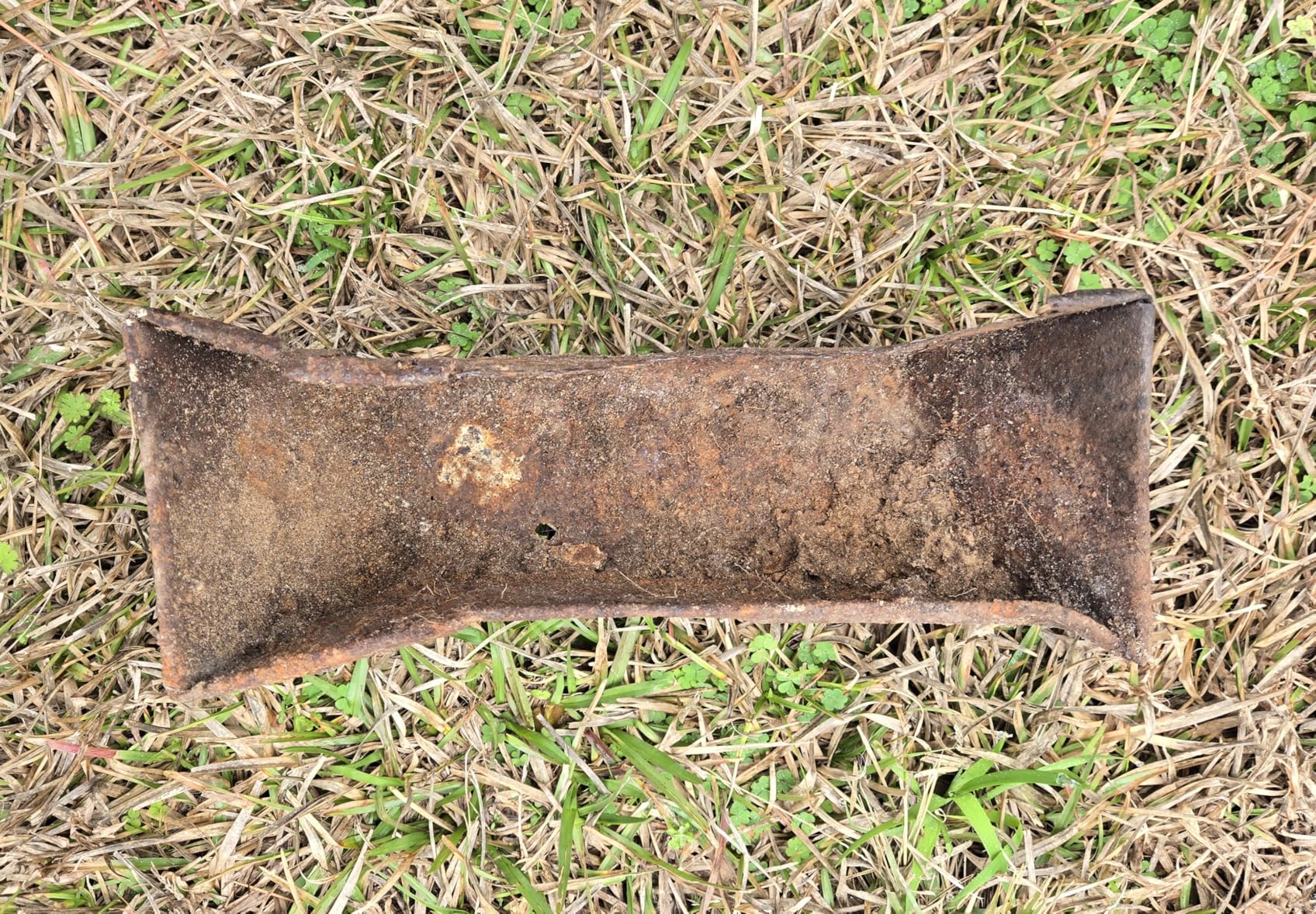 Garrett ACE 200 Metal Detector Starter Bundle - Made in The USA - Complete Treasure Hunting Kit with Headphones, Gloves, Knee Pads & Shovel customer photo 1