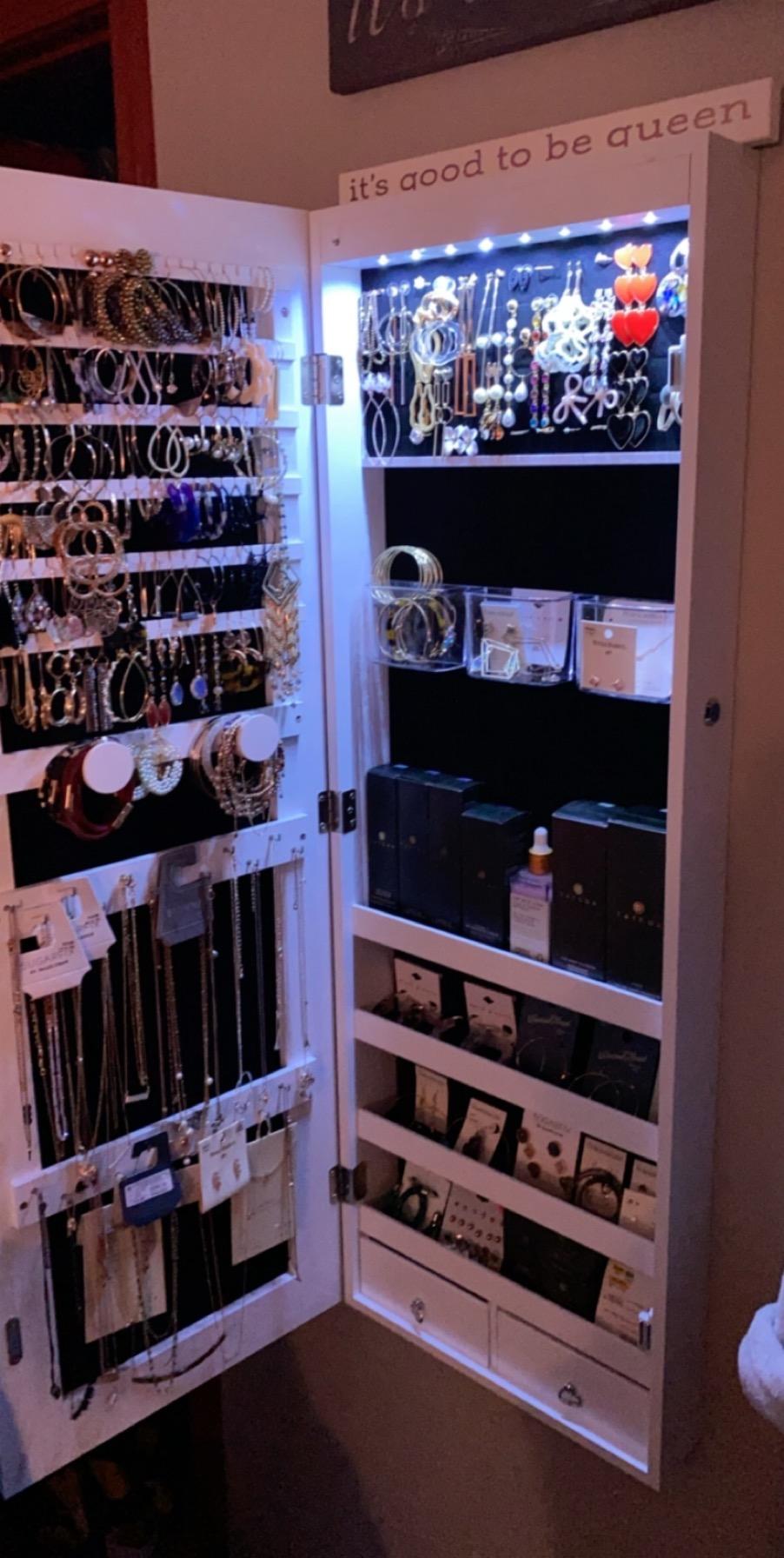 Nicetree Mirror Jewelry Cabinet, Jewelry Armoire with Full Length Mirror, Mirror with Jewelry Storage Wall/Door Mounted, Lockable Jewelry Armoire Organizer, Oak customer photo 2