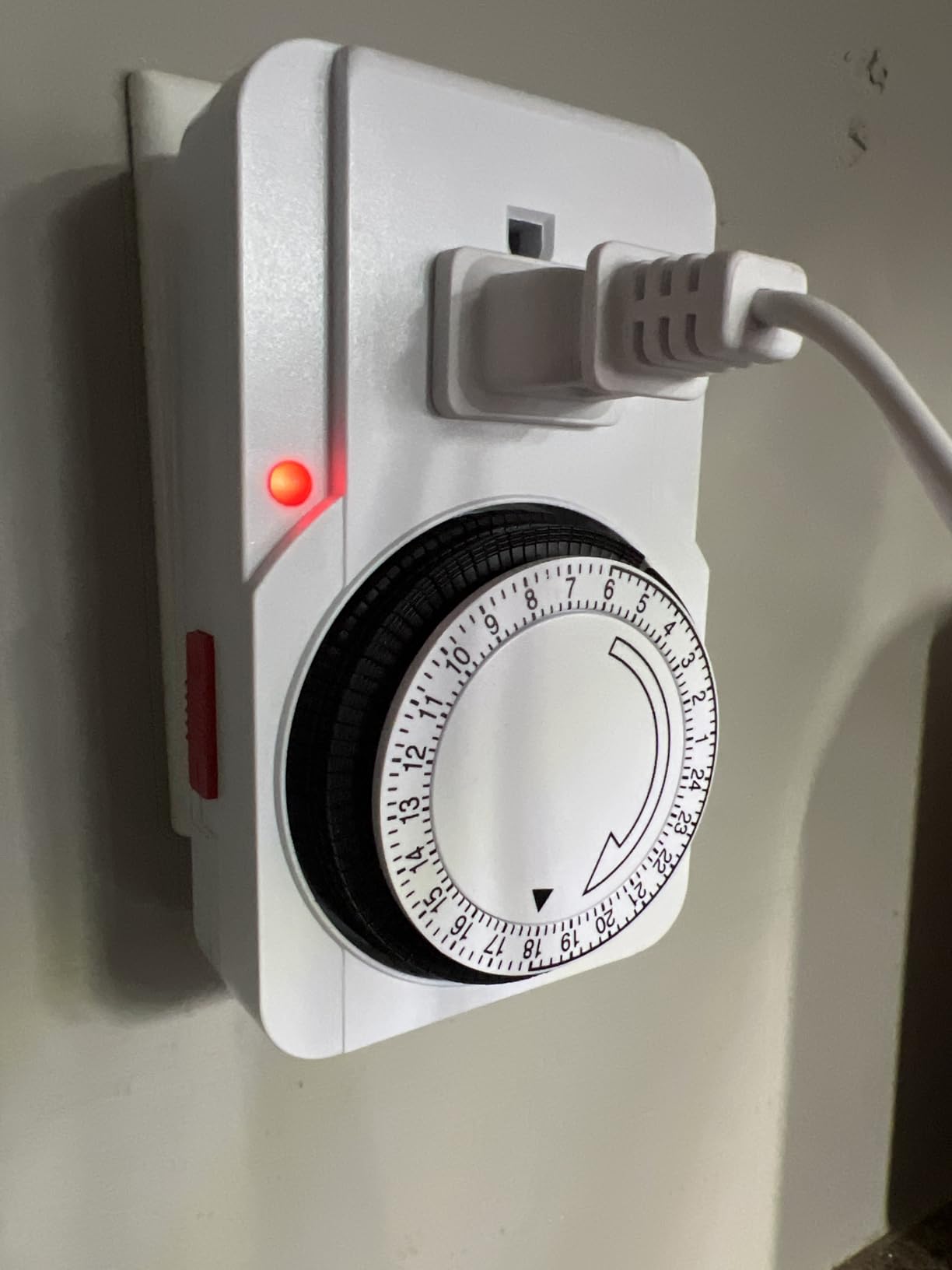 SOLIGT Indoor Greenhouse with Grow Lights - 5 Tier Plant Shelf & 8 x 2FT 6000K Full Spectrum Lights, Thick PVC Cover, Mesh Ventilation, Mini Small Greenhouse Cabinet for Seed Starting Seedlings Growth customer photo 2