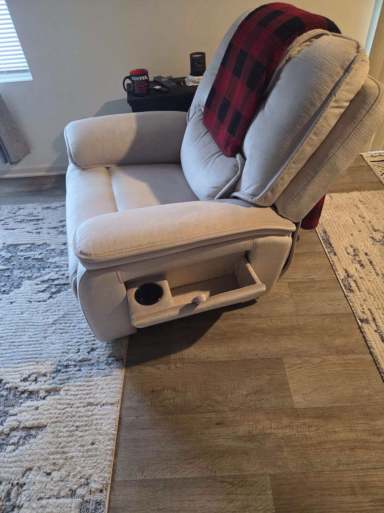 EONIX Triple Motor Lay Flat Zero Gravity Power Recliner Chair with Heat and Massage, Independent Adjustable Backrest Footrest Headrest, 400lbs Heavy Duty Medium Size, Stylish Chenille, Cream White customer photo 2