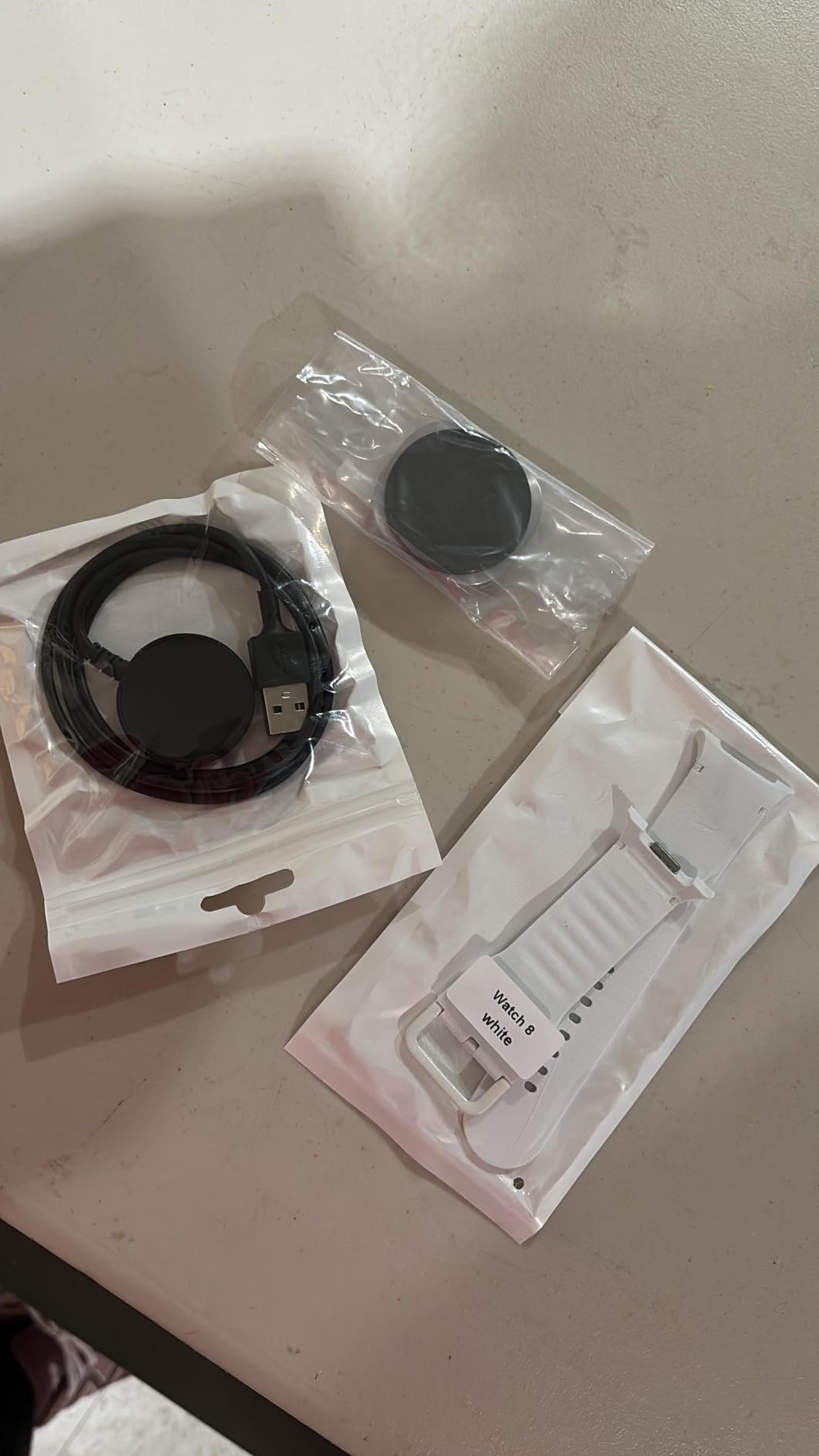 Samsung Galaxy Watch 8 (2025) 40mm LTE Smartwatch, Cushion Design, Fitness Tracker, Sleep Coaching, Running Coach, Energy Score, Heart Rate Tracking, Graphite (Renewed) customer photo 2