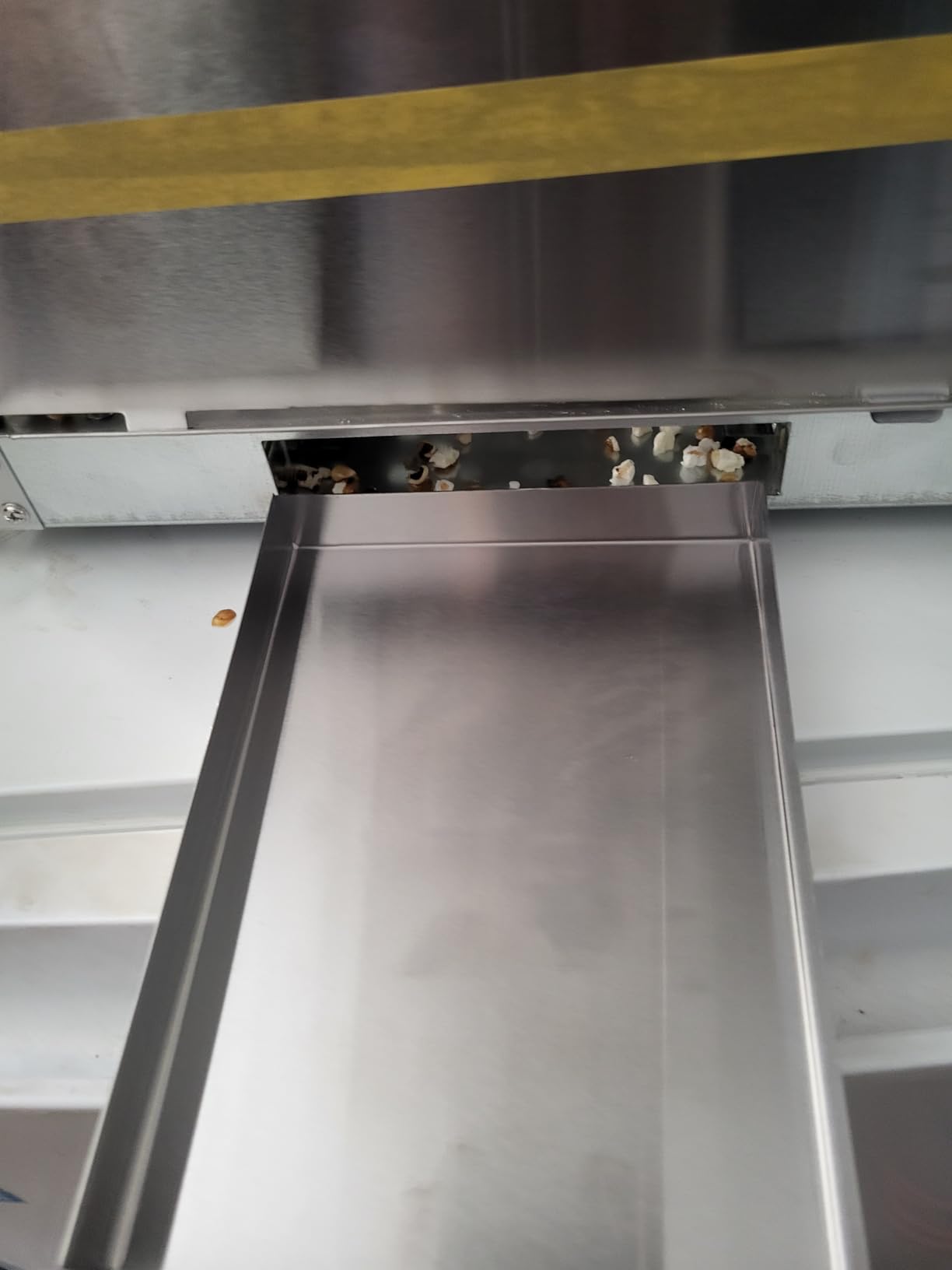 20oz Commercial Popcorn Machine with Cart (Black) - Professional Grade Popcorn Maker - Vintage Movie Theater Style Popper Makes Up to 80 Cups for Business Use customer photo 2