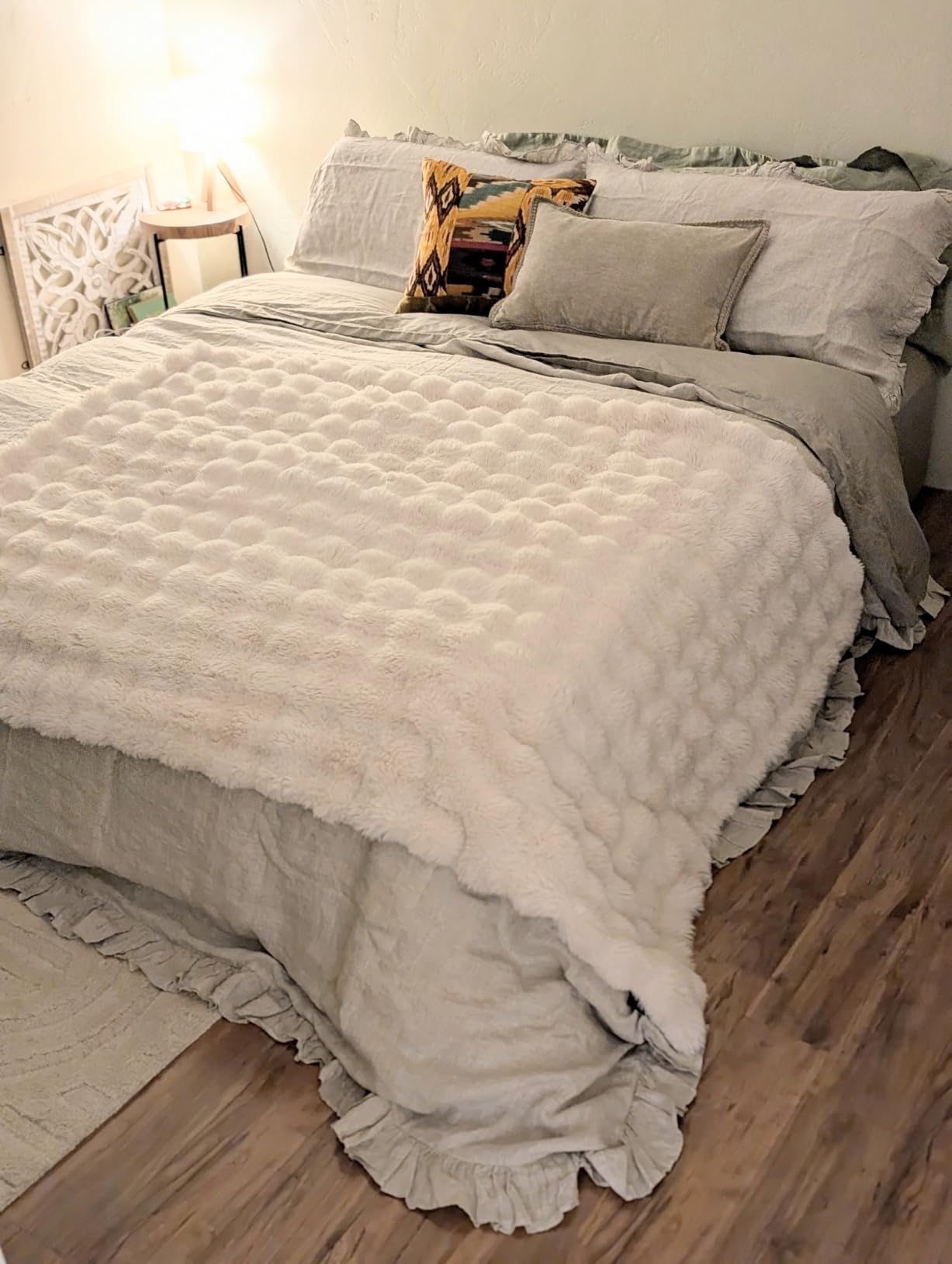 Pacific Coast Premium Goose Down Fiber Comforter King Size, 420TC 100% Australian Cotton Shell, All-Season Comforter with Hidden Baffle Box & Double-Stitched Piping (106