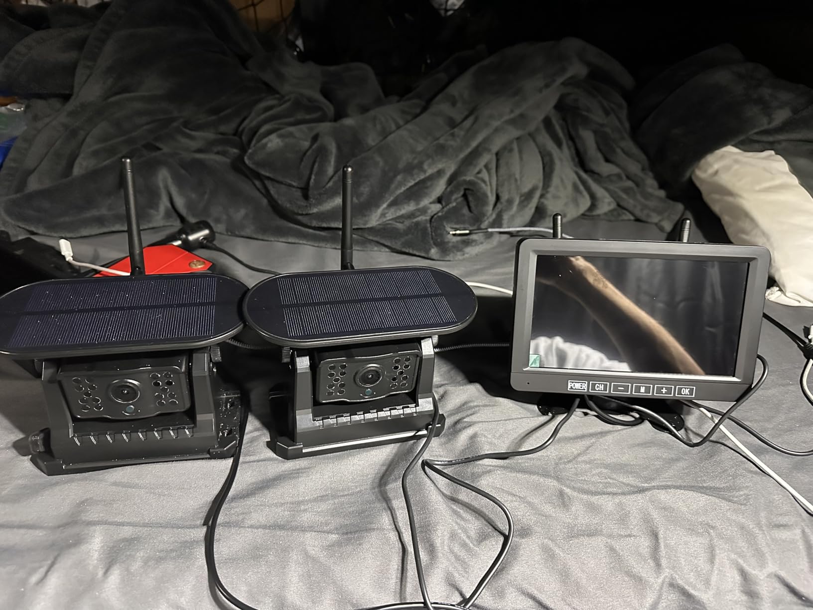 Dual Wireless Magnetic Backup Camera for Trailer - 7