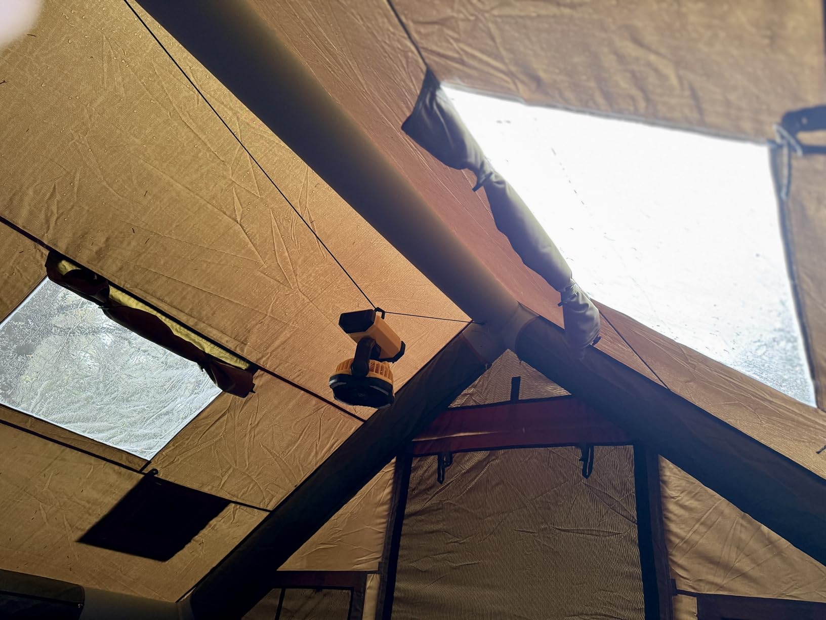 Luxury Inflatable Camping Tent, Wind & Rain Resistant, Breathable & Durable Wear-Resistant Fabric, Built-in Stove Jack, Fast Setup with Pump, All-Season Ready, Dual Doors, Mosquito-Proof Mesh Windows customer photo 1