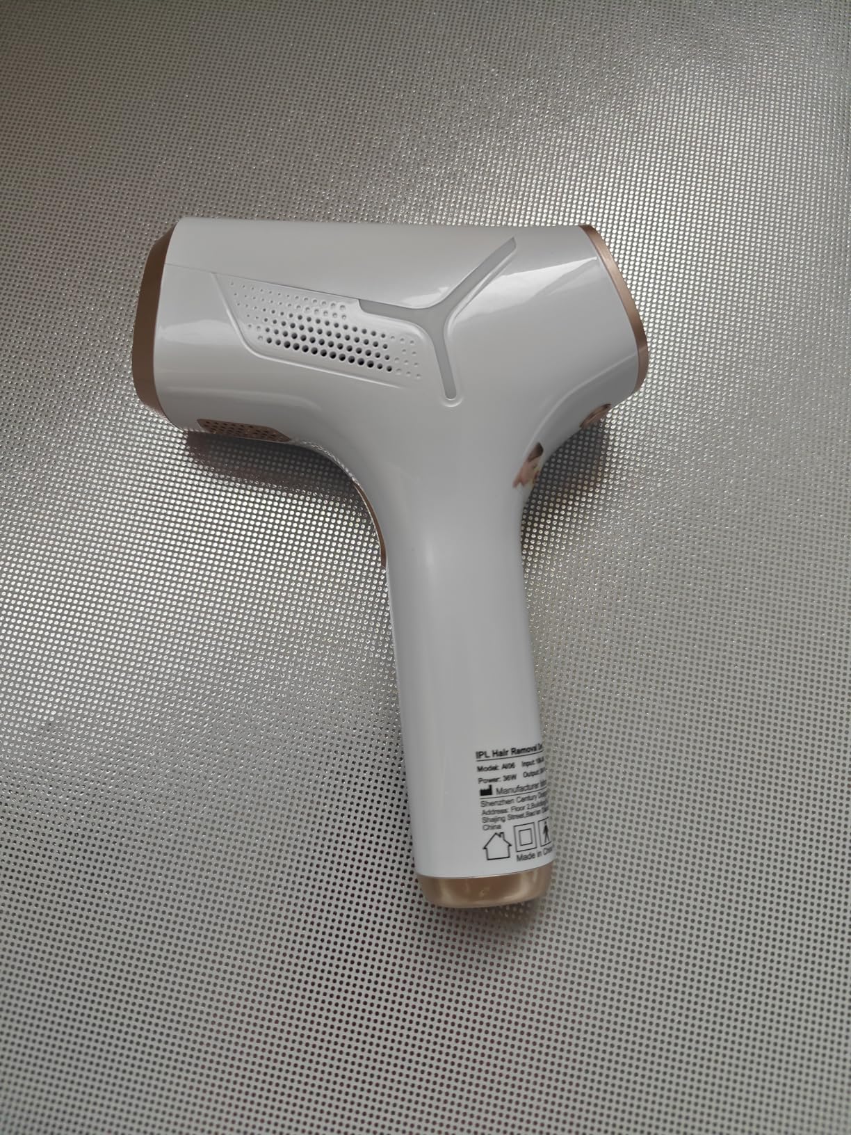 LYSMOSKI Laser Hair Removal for Women and Men, At-Home IPL Hair Removal Device with 5.2 cm² Treatment Window, Nearly Painless, Visible Results in 2 Weeks, Full Body Treatment in 8 Minutes, Pink customer photo 2