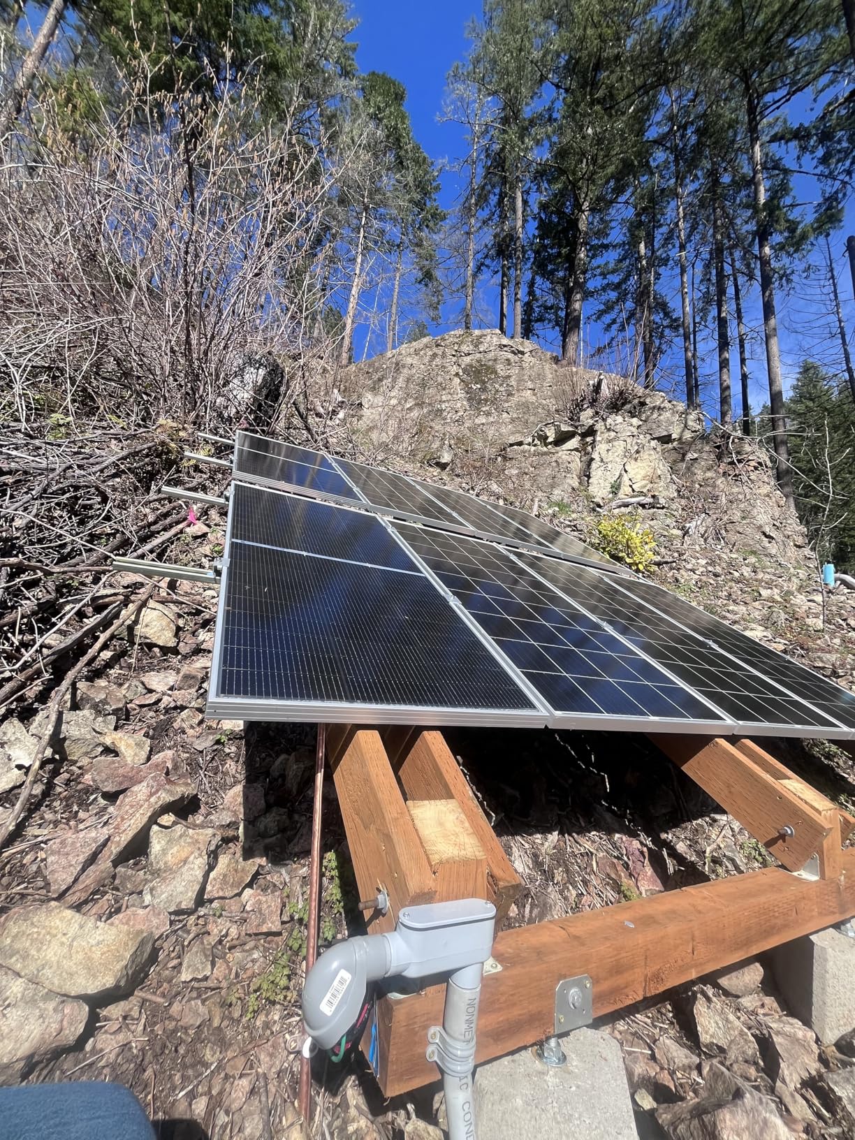 ECO-WORTHY 48V Off Grid Solar System Complete Kit 1200W Pro 4.68KWH Solar Panel Kit for Home: 6pcs 195W N-Type Bifacial Solar Panels + 2Pcs 48V 50Ah LiFePO4 Server Rack Batteries + 3500W Solar Inverter customer photo 2