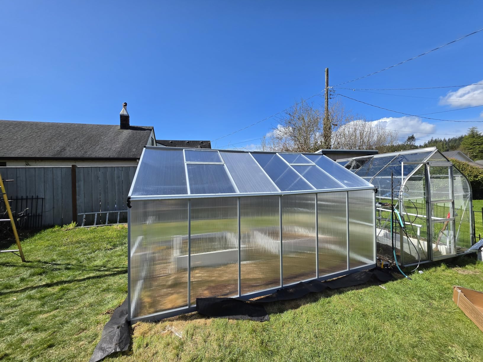 6x7 FT Outdoor Greenhouse, Heavy-Duty Polycarbonate Greenhouse Kit with Reinforced Aluminum Frame, Adjustable Roof Vent & Quick-Connect System for All Seasons & Winter Use customer photo 2