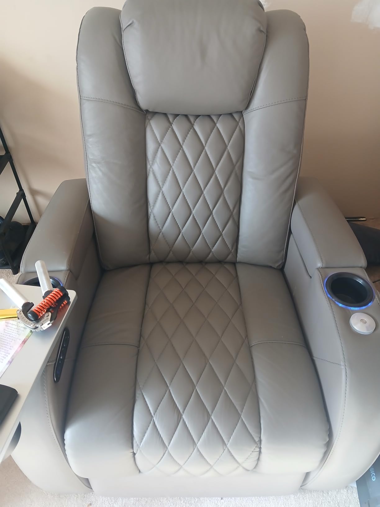 PBRO Home Theater Seating Genuine Leather Recliner Chair, Power Reclining & Headrest, USB A/C Charging Ports, Tray Table, Cup Holder Ambient Lighting Black Row of 4 customer photo 1