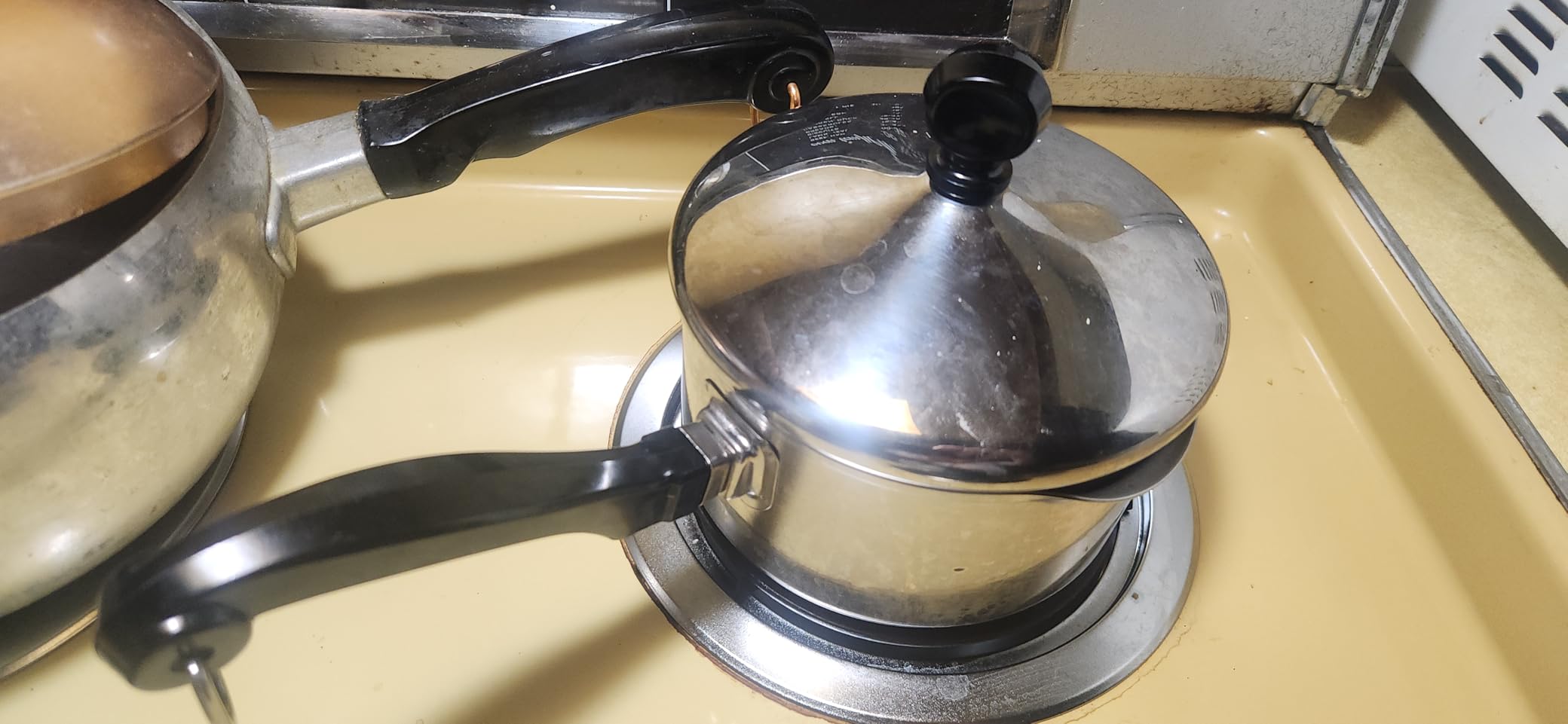 Farberware Classic Series Stainless Steel Stockpot with Lid, 6-Quart Pot customer photo 1