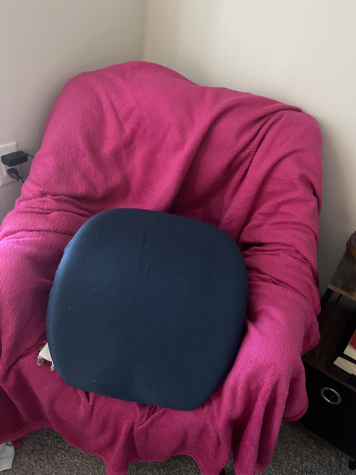 Carex Upeasy Seat Assist Plus - Portable Self-Powered Lifting Seat Cushion for Chairs, 70% Weight Support up to 340 lbs customer photo 2