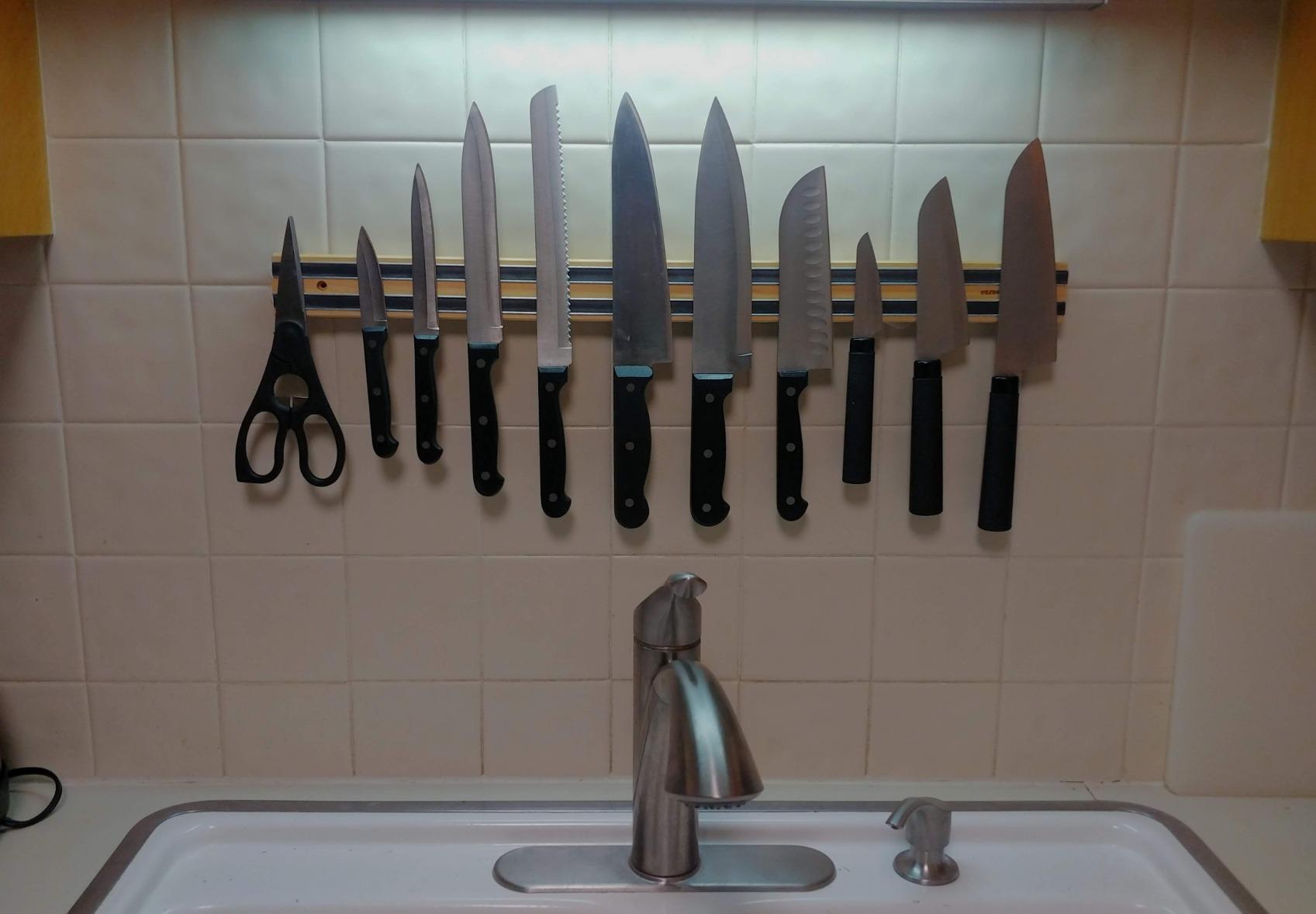 Norpro 12-Inch Magnetic Knife Tool Bar customer photo 1