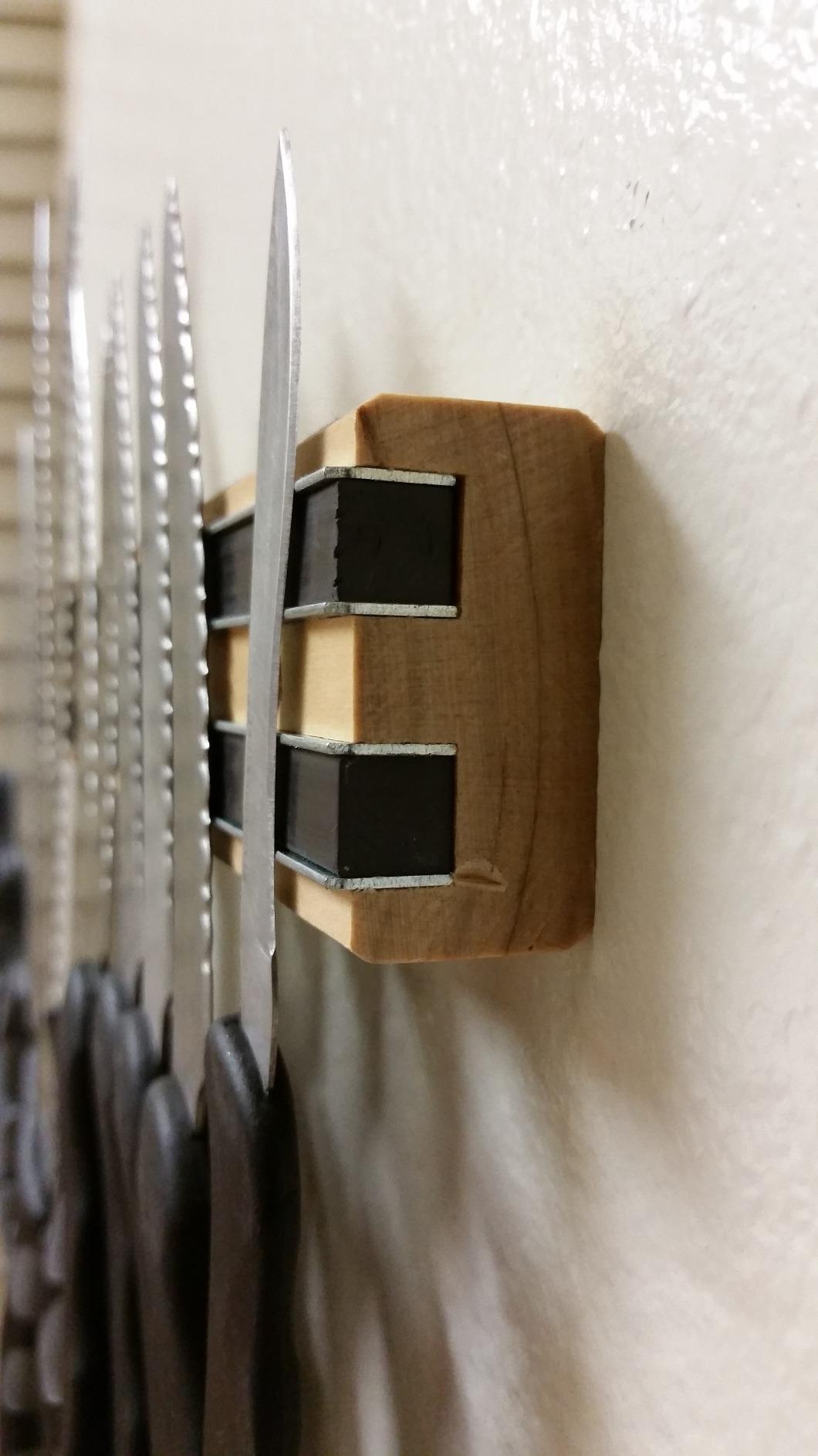 Norpro 12-Inch Magnetic Knife Tool Bar customer photo 2