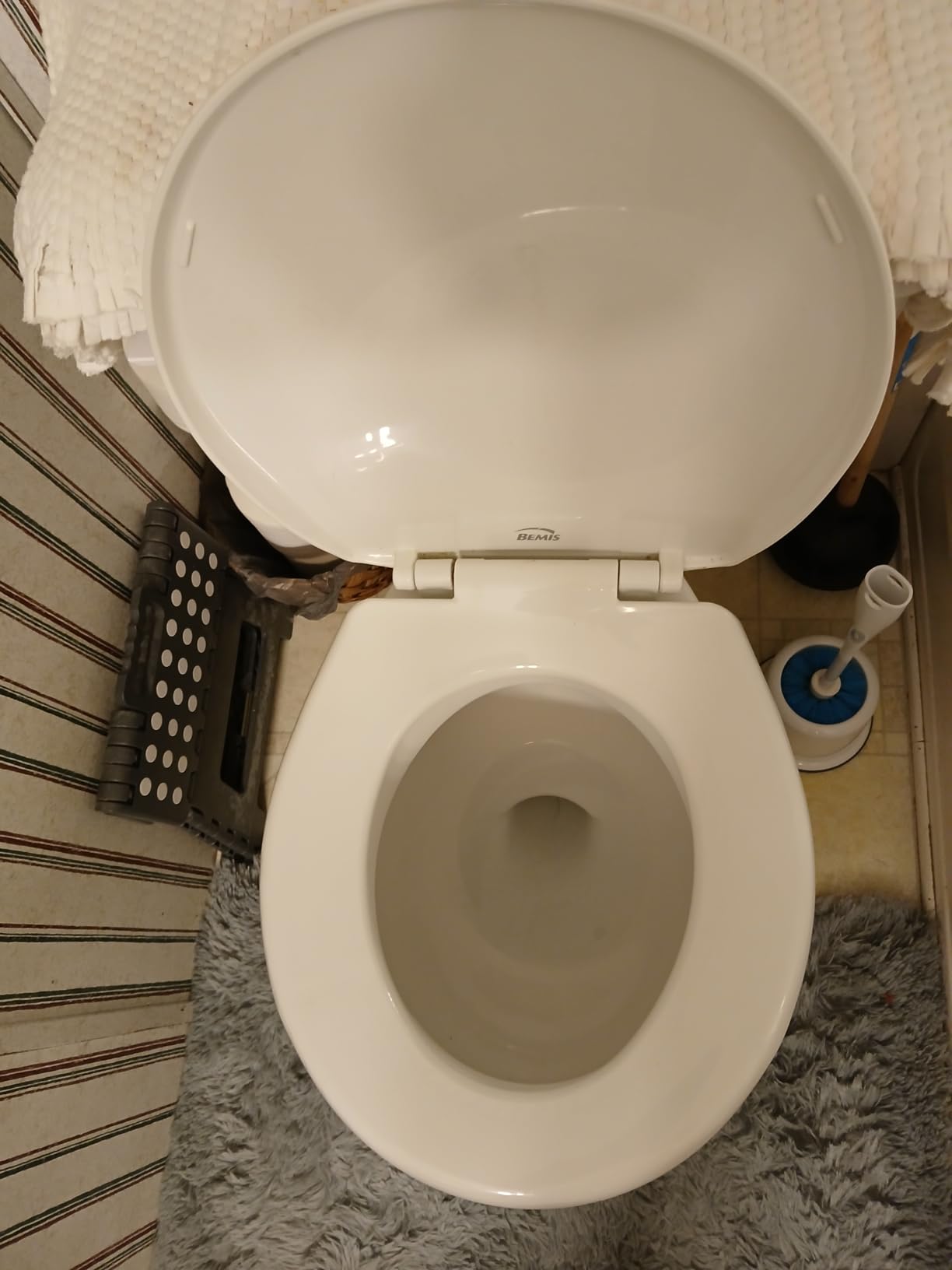 Carex Toilet Seat Riser, Elongated Raised Toilet Seat Adds 3.5 inches to Toilet Height, for Assistance Bending or Sitting, 300 Pound Weight Capacity Toilet Riser customer photo 2