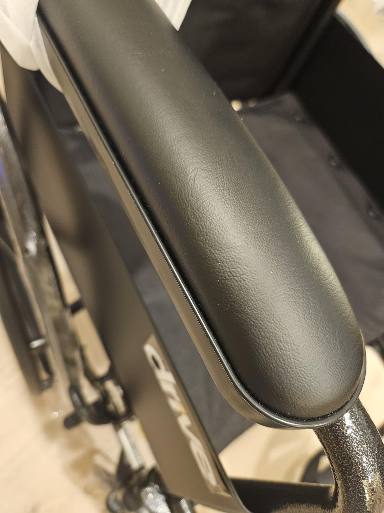 Drive Medical Silver Sport 1 Folding Transport Wheelchair - Lightweight Mobility Support - Full Armrests - Removable Swing-Away Footrests - Durable Steel Construction - Compact Folding Frame - Black customer photo 2