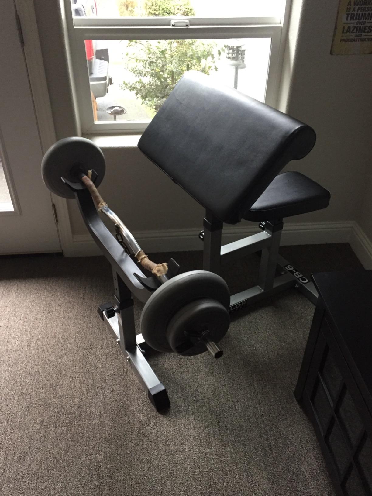 Valor Fitness Preacher Curl Bench - Adjustable Curling Machines Sit or Stand for Upper Body Home Gym Biceps Workout customer photo 2