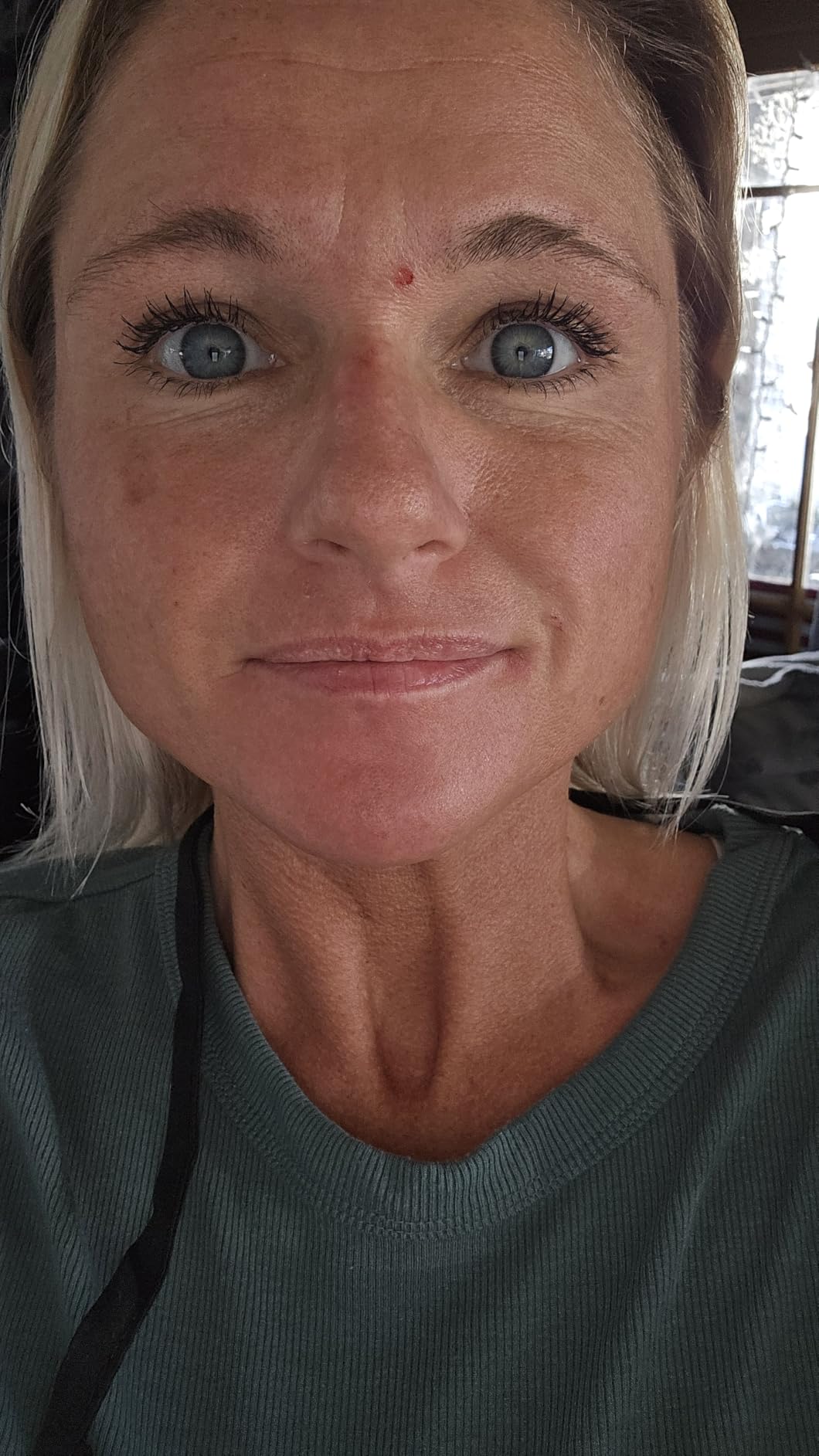 Clinique High Impact Mascara | Lengthening, Volumizing + Safe For Sensitive Eyes customer photo 1