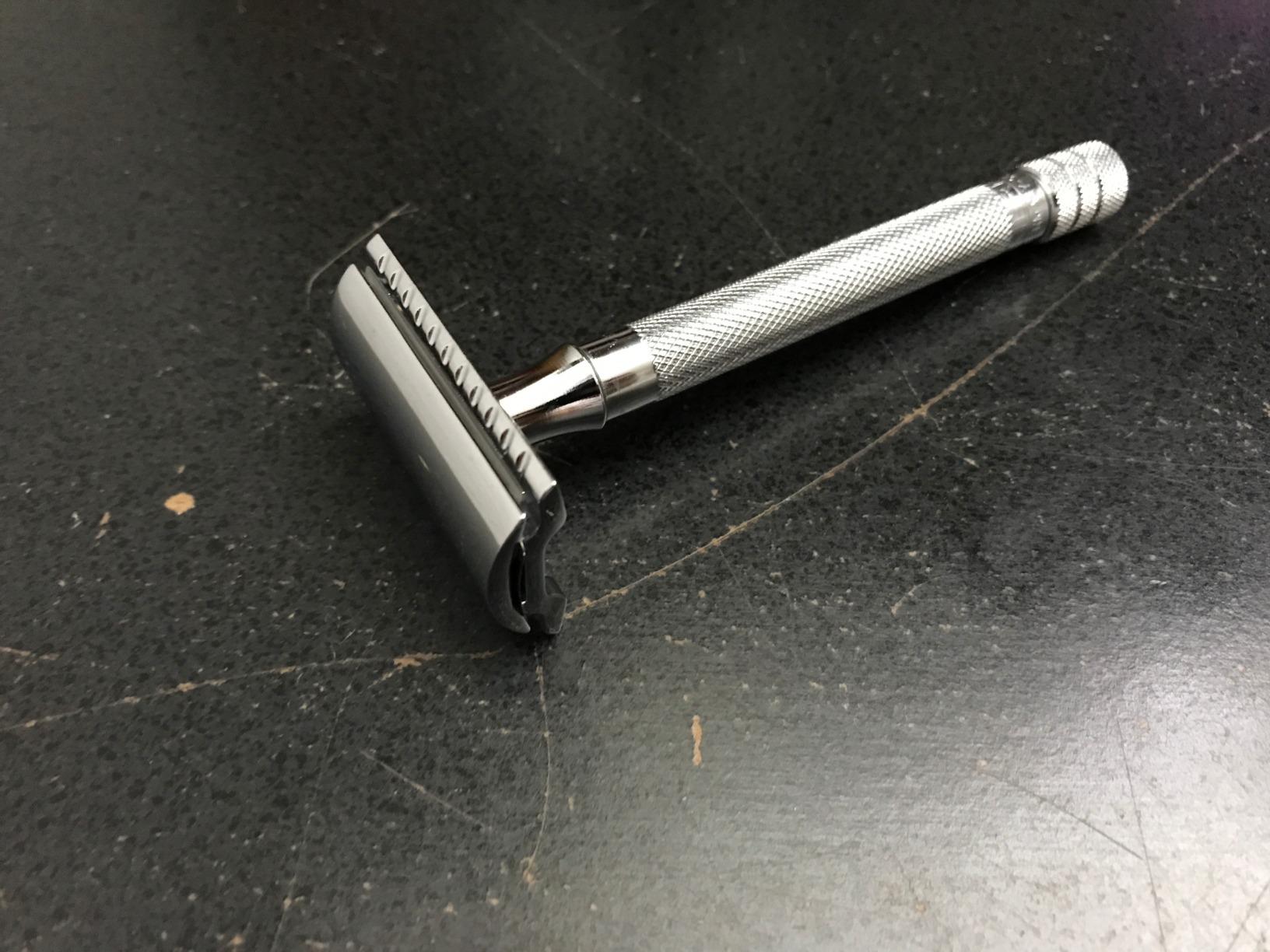 MERKUR 23C Double Edge Safety Razor - Polished Chrome, Long Knurled Brass Handle, Made in Germany, Plastic-Free, Three Piece Design, Closed Comb, Straight Bar customer photo 1