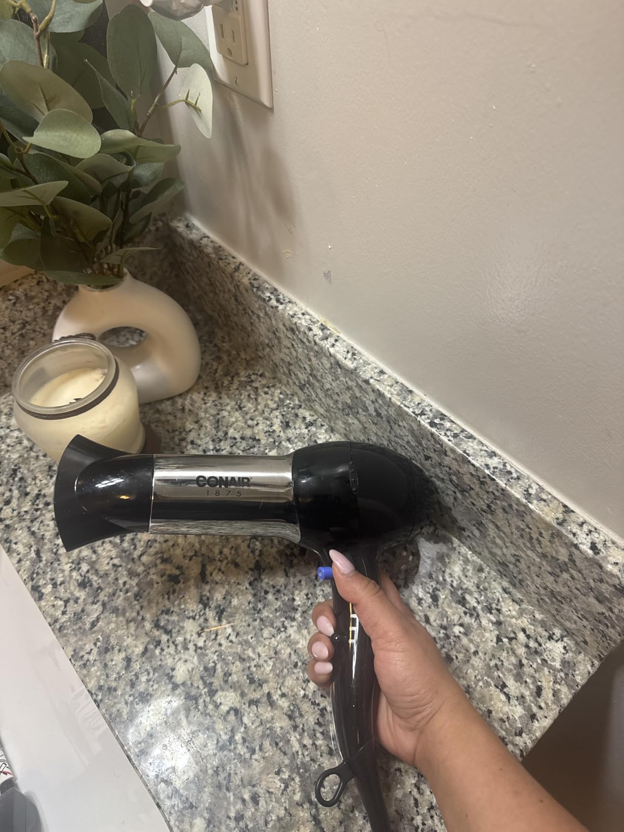 Conair Ionic Hair Dryer with Concentrator Attachment, 1875W, Full Size | Fast-drying blow dryer with various heat and speed settings and a lightweight design for effortless everyday styling customer photo 1