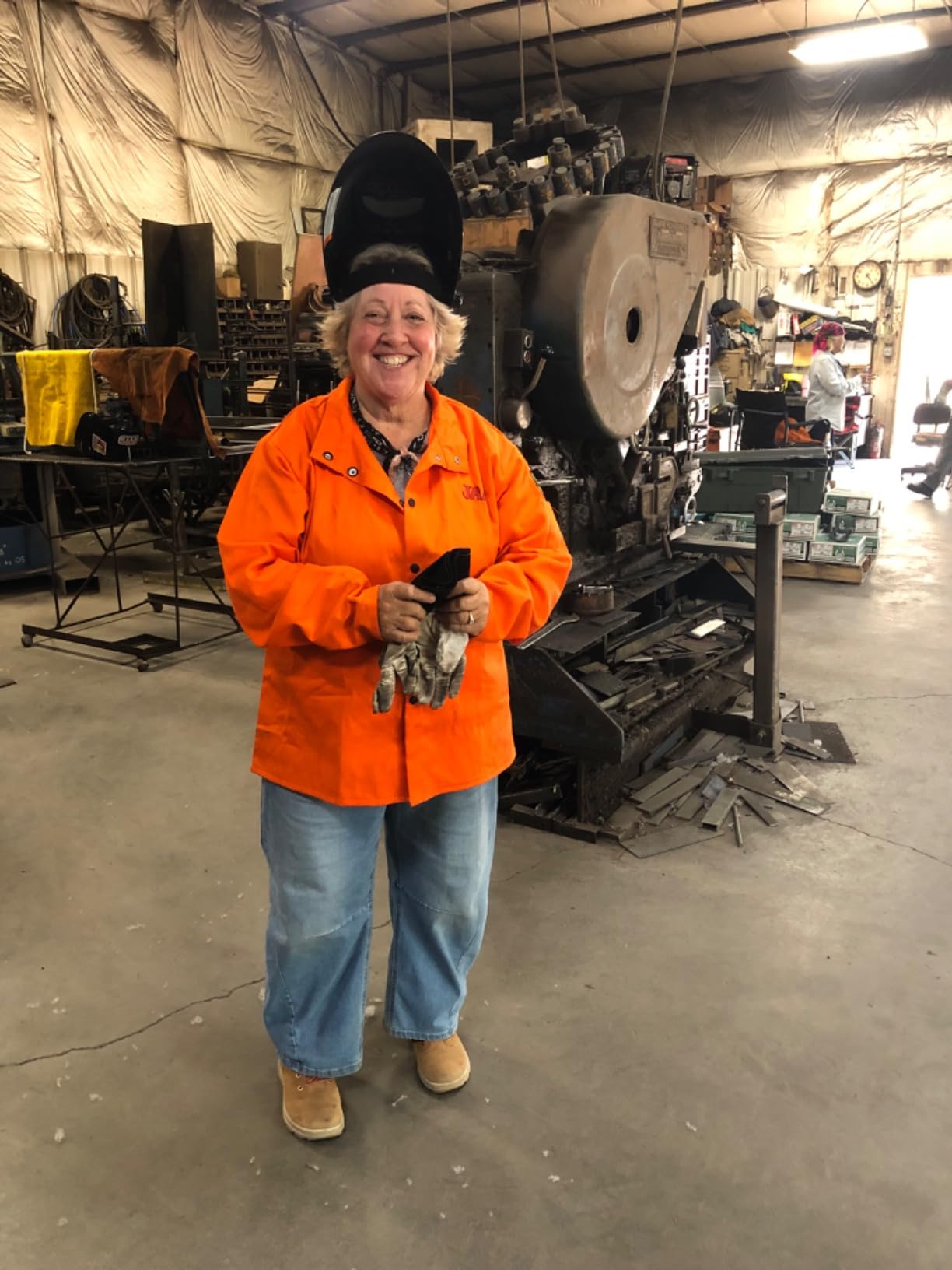 Black Stallion (FO9-30C Welding Jacket, 9 oz Flame Resistant Cotton, Welder's Collar, Reinforced Snaps, Scribe Pockets customer photo 1