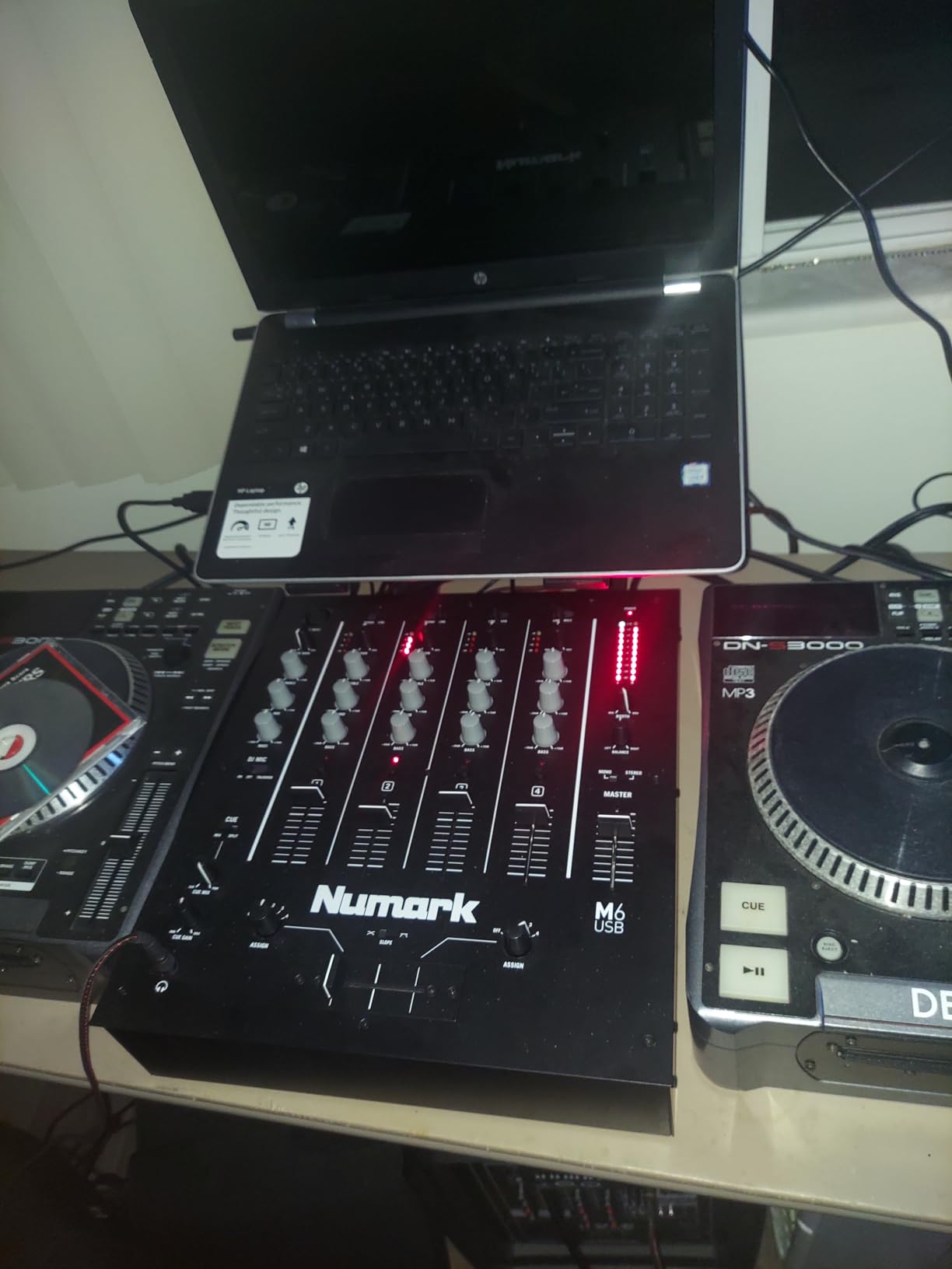 Numark M6 USB - 4-Channel DJ Mixer with Built-In Audio Interface, 3-Band EQ, Microphone Input and Replaceable Crossfader customer photo 1