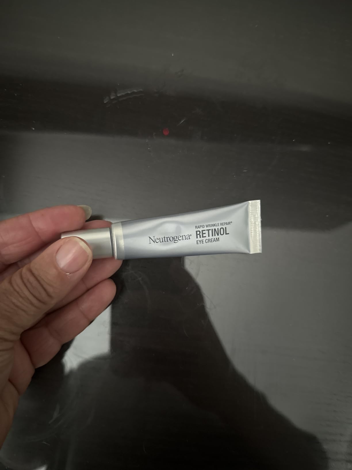 Neutrogena Rapid Wrinkle Repair Retinol Eye Cream for Dark Circles, Daily Anti-Aging Under Eye Cream with Retinol & Hyaluronic Acid to Fight Fine Lines, Wrinkles, & Dark Spots, 0.5 fl. oz customer photo 2