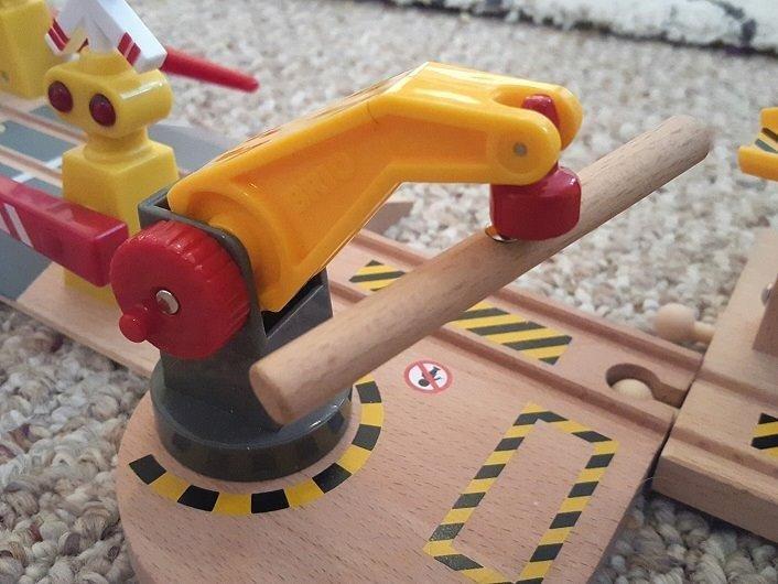 BRIO World Cargo Railway Deluxe - Wooden Track Train Set - Battery-Powered Engine, 3 Cranes, Bridge, Truck - Kids Ages 3+ - Compatible with All Wooden Rail Sets - FSC Certified Wood - 54-Pieces customer photo 1