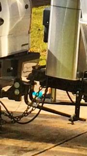 Fastway e2 2-Point Sway Control Round Bar Hitch, 94-00-0800, 8,000 Lbs Trailer Weight Rating, 800 Lbs Tongue Weight Rating, Weight Distribution Kit Includes Standard Hitch Shank, Ball NOT Included customer photo 1