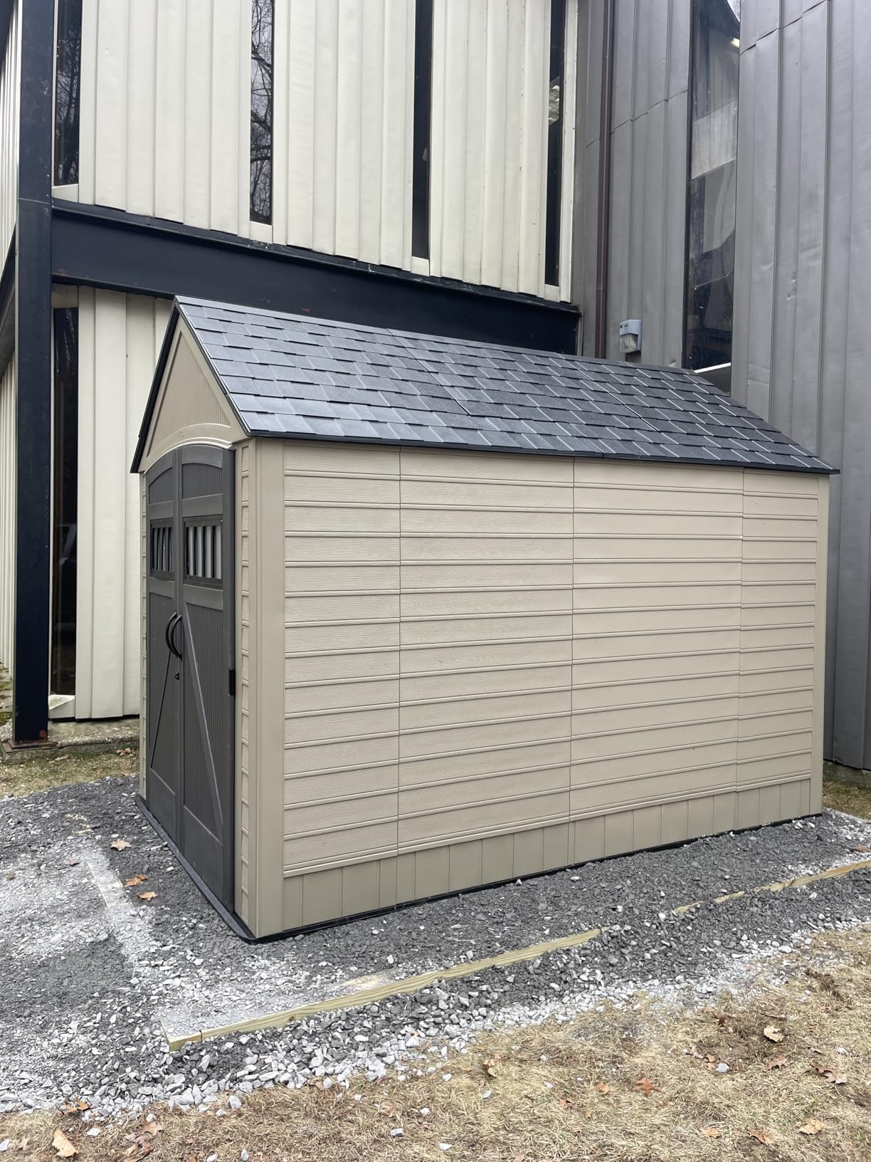Rubbermaid Large Vertical Resin Outdoor Storage Shed With Floor (6.2 x 4.6 Ft), Weather Resistant, Beige/Brown customer photo 1