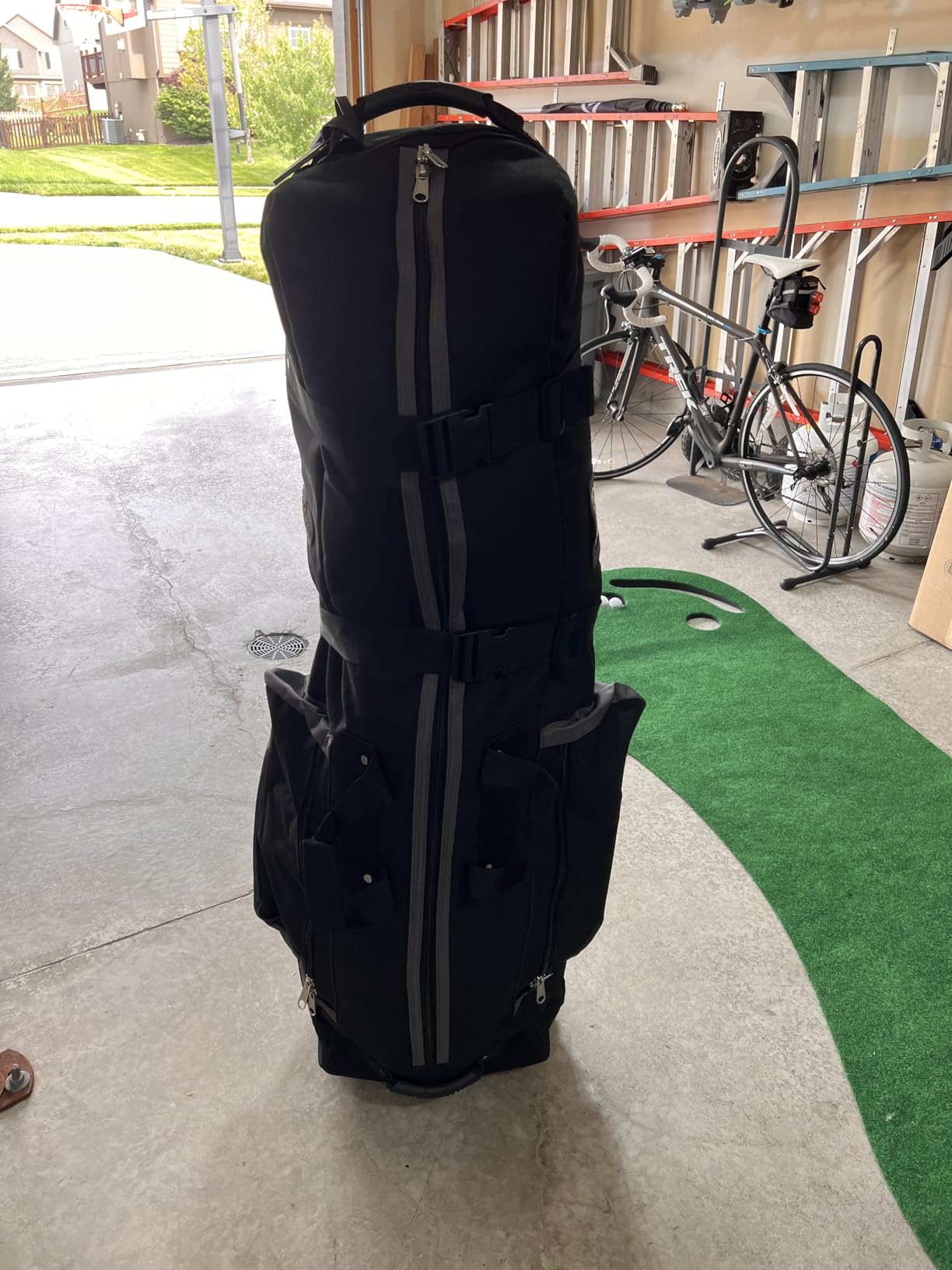 CaddyDaddy Constrictor Soft-Sided Golf Travel Bag Cover with Thick Dense Foam Padded Top 1 Year Full Travel Bag Replacement Coverage | Wheels & Lockable Zippers Case for Transporting Clubs on Airlines customer photo 2