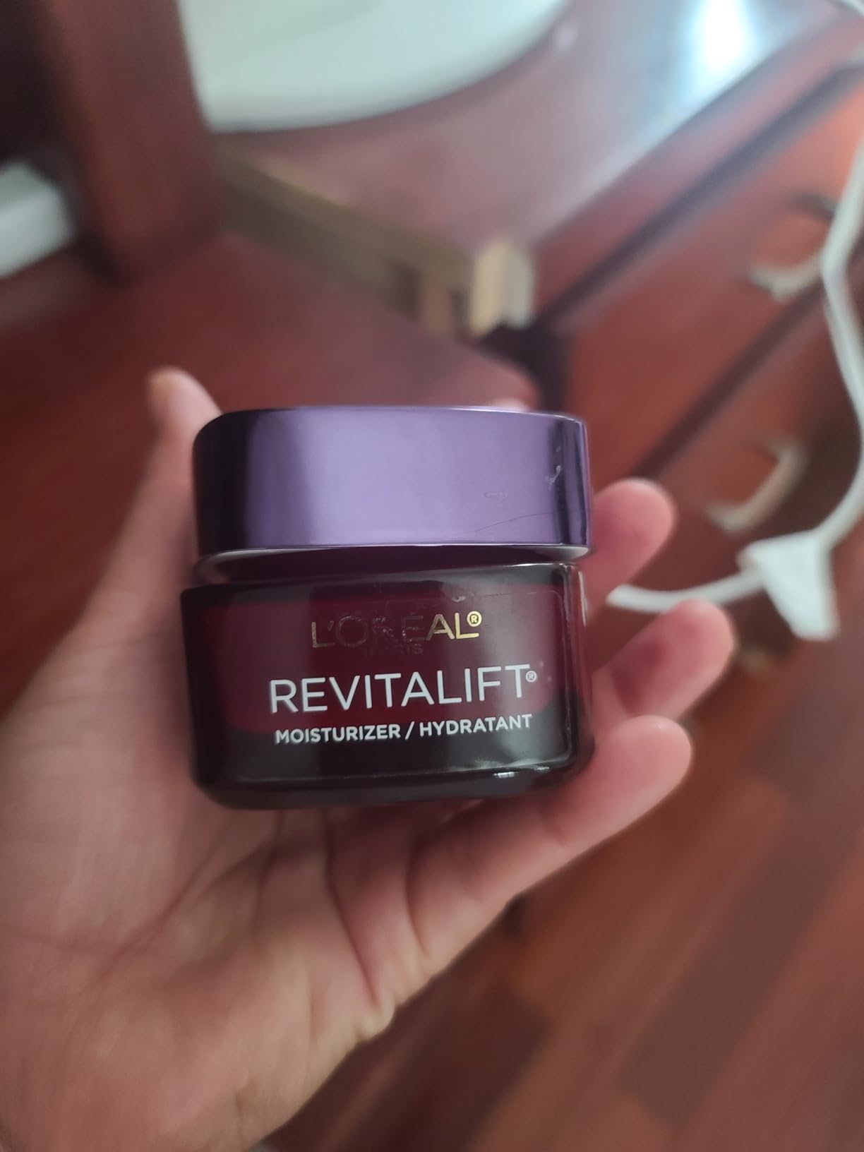 L'Oreal Paris Revitalift Triple Power Anti-Aging Face Moisturizer, Pro Retinol, Hyaluronic Acid & Vitamin C to Reduce Wrinkles, Firm & Brighten Skin, 1.7 Oz customer photo 1