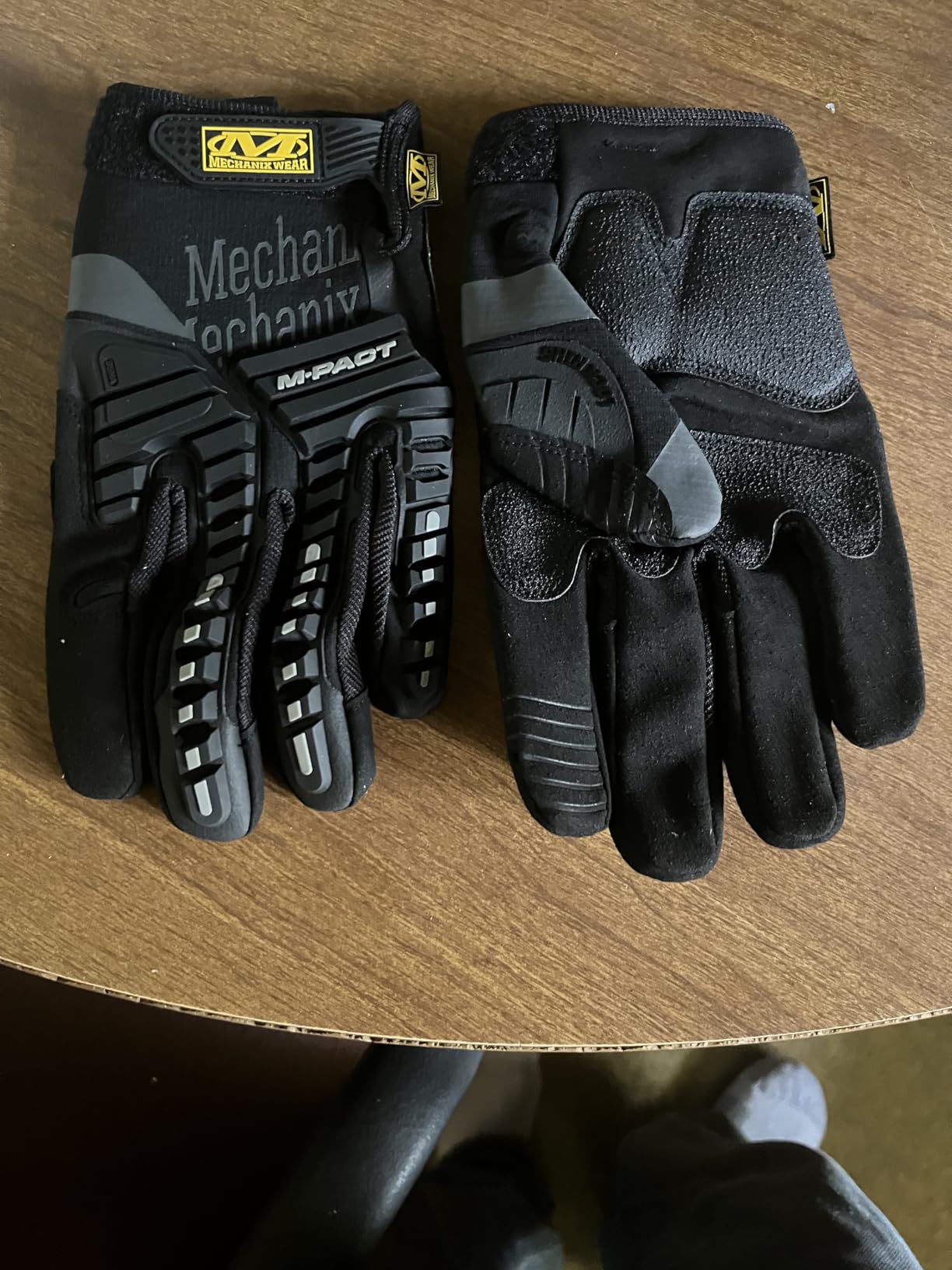 Mechanix Wear M-Pact Impact Resistant Work Gloves - Durable Safety Gloves for Men - Touchscreen Capable - Machine Washable - Breathable - Medium - Black customer photo 1