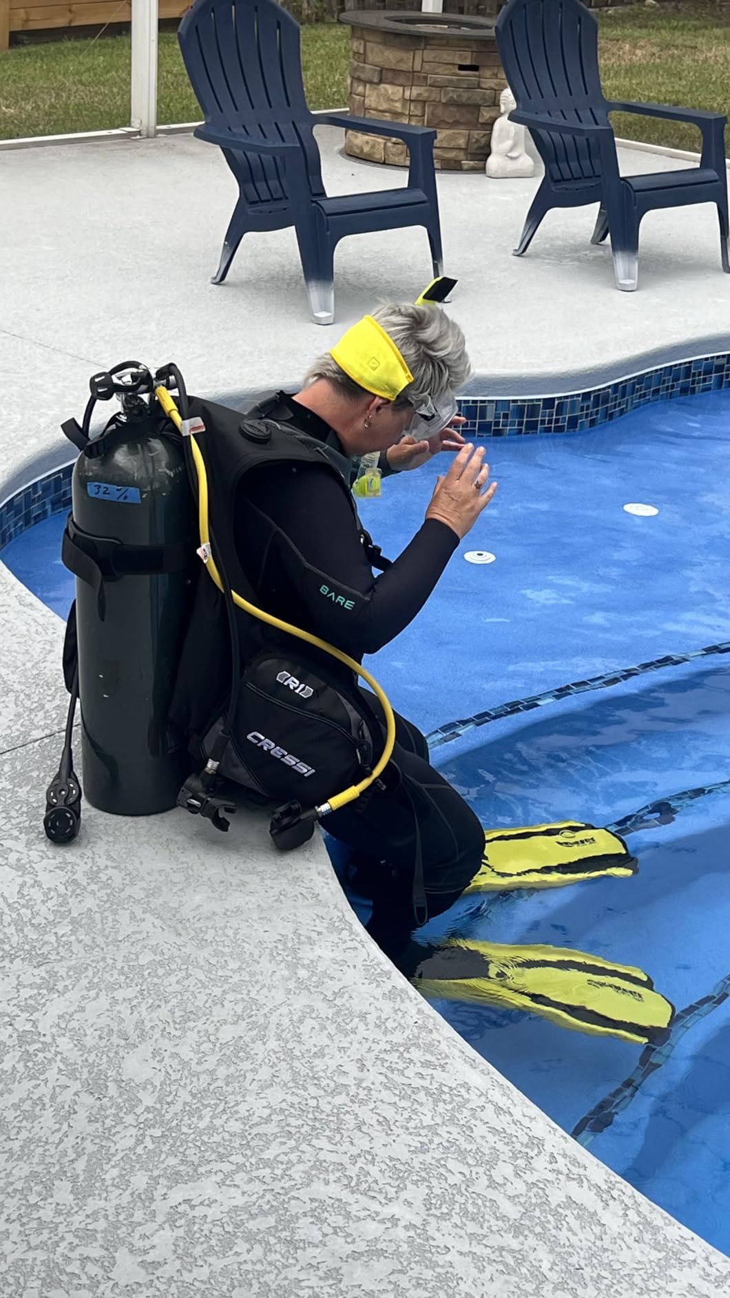Cressi Lightweight Scuba Diving Jacket BCD with Integrated Movable Weight Pockets and 3 Exhaust Valves: R1 customer photo 1